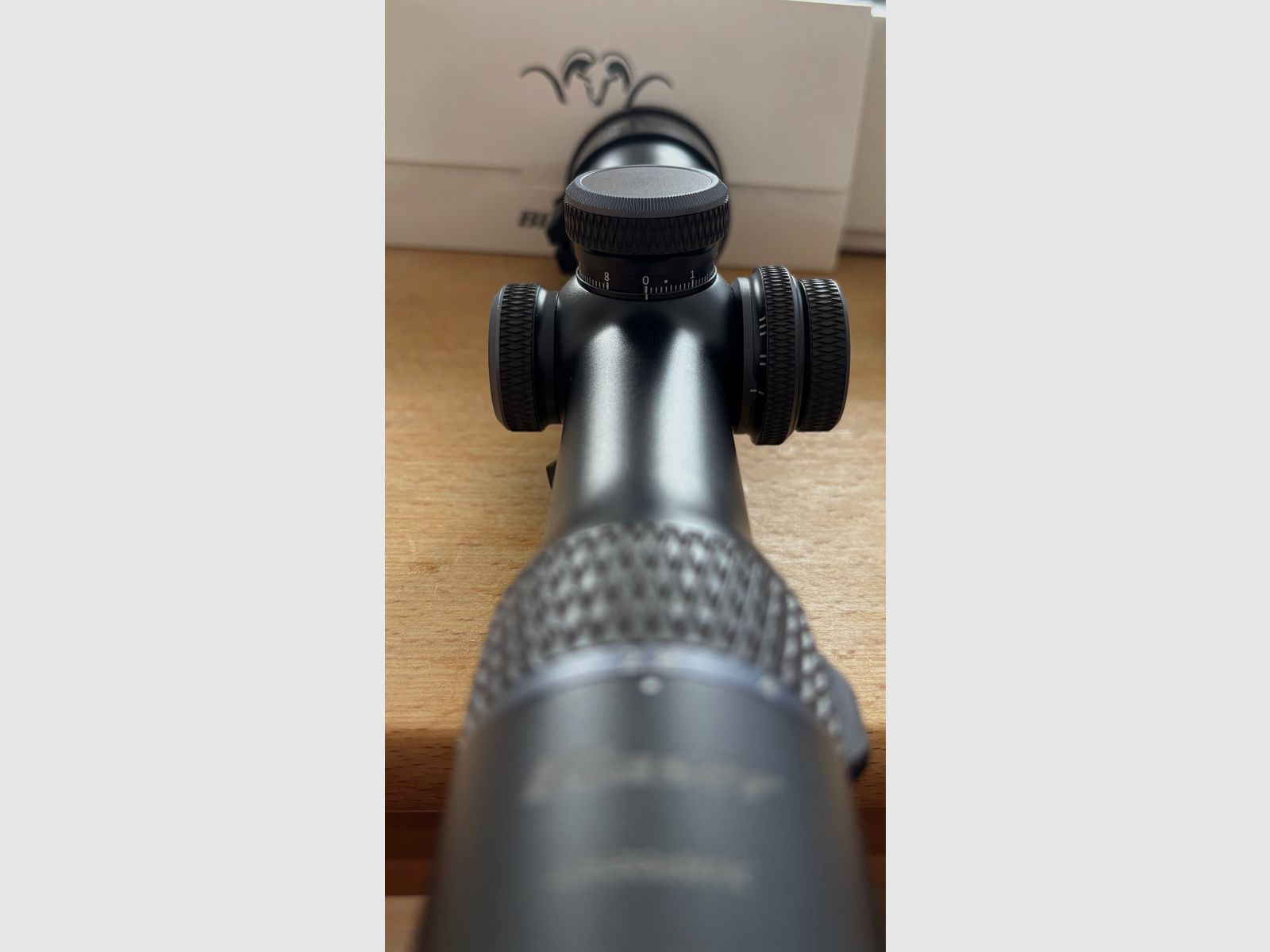Blaser B1 2,8-20x50 mit Blaser Sattelmontage und Präzise Jagen Adapter