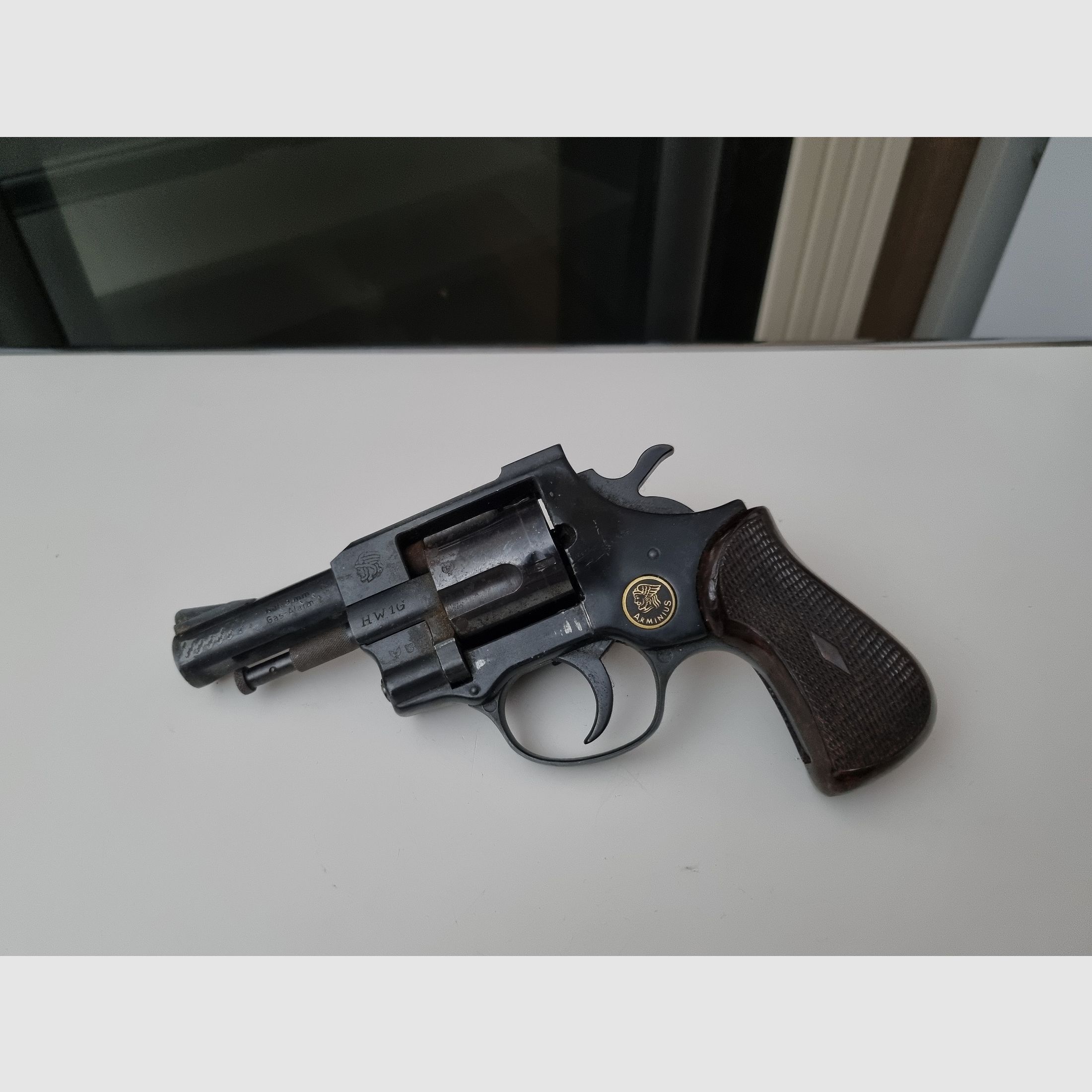 Arminius HW 1G blank firing revolver + accessories