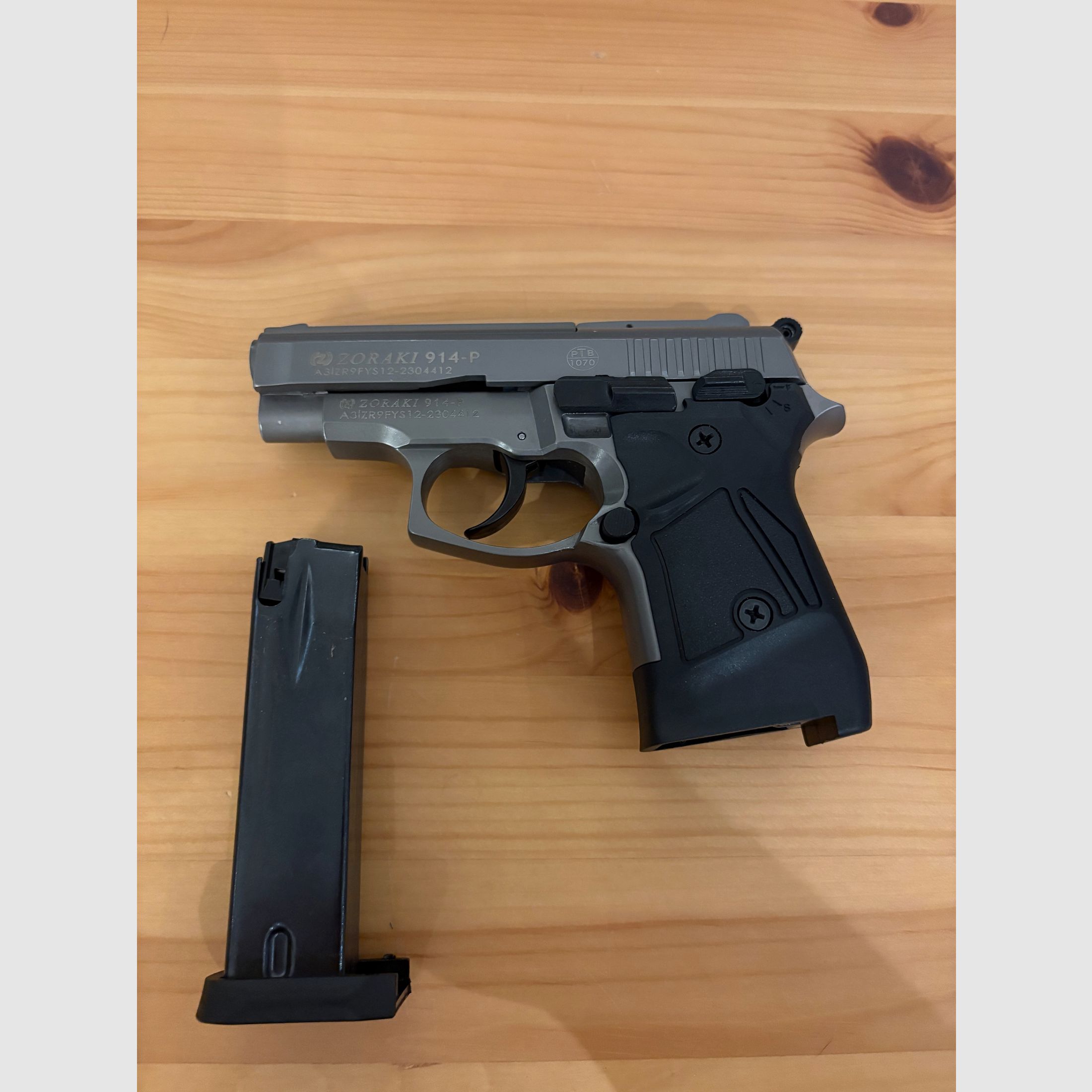 Zoraki 914 pistola de fogueo Titan, imagen 3 de 3