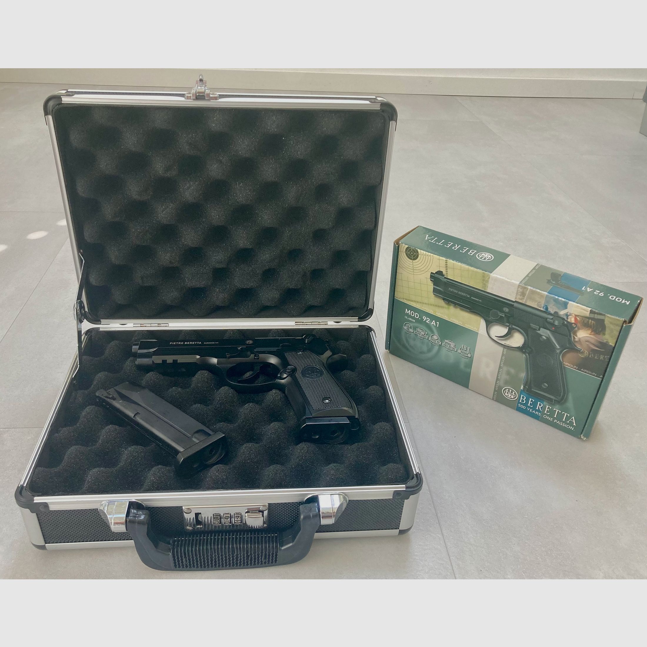 Umarex Beretta Mod.92 A1 CO2 Pistole - neuwertiger Zustand