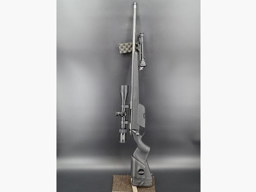 Steyr SSG 04 BJ 2023 Kaliber .300 Win Mag mit Harris Leupold Element SSG 04