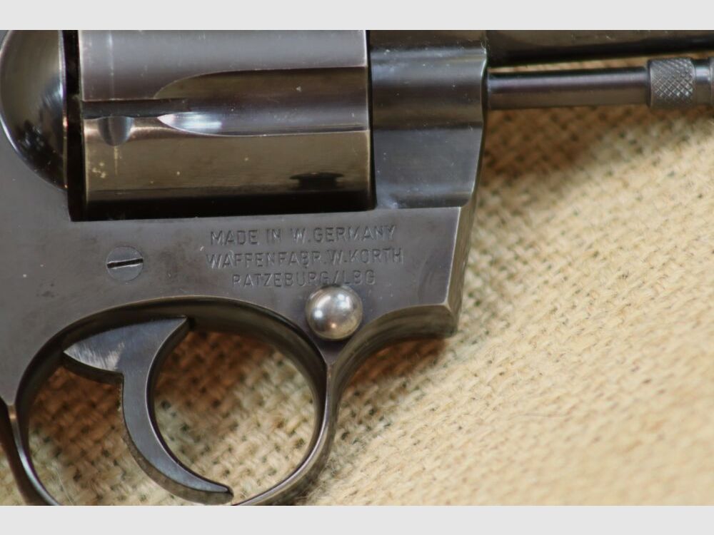 Willi Korth, Polizei-Revolver von 1964