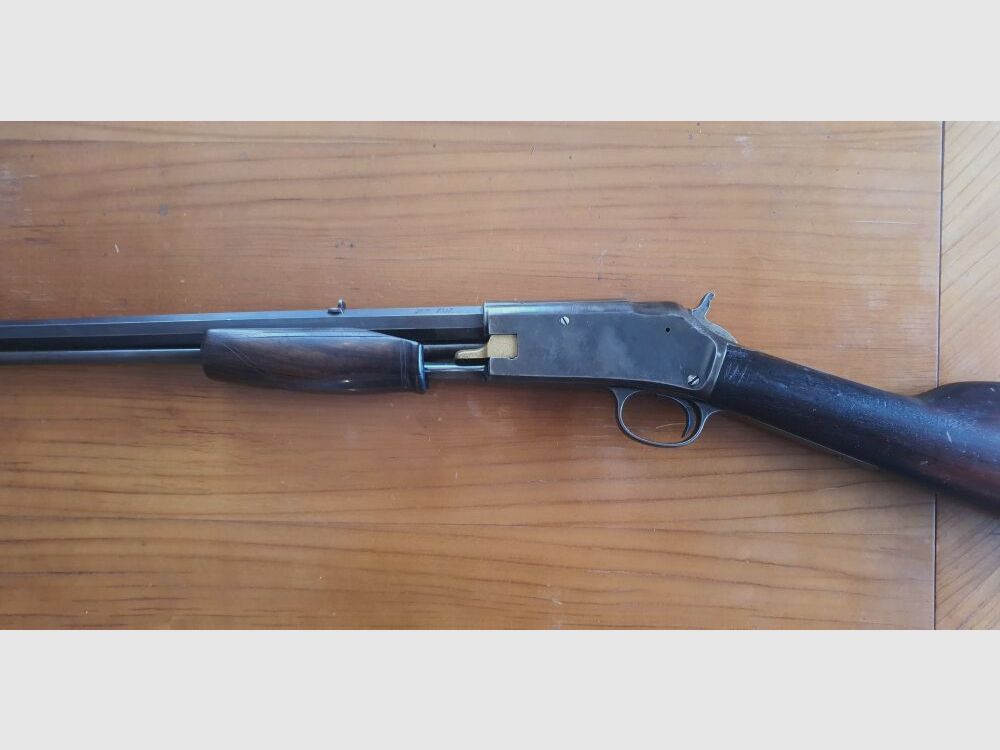 Colt	 Colt Lightning