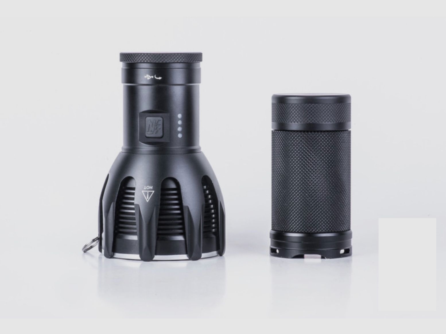 NEXTORCH Saint Torch 30 5600 Lumen Suchscheinwerfer LED Taschenlampe