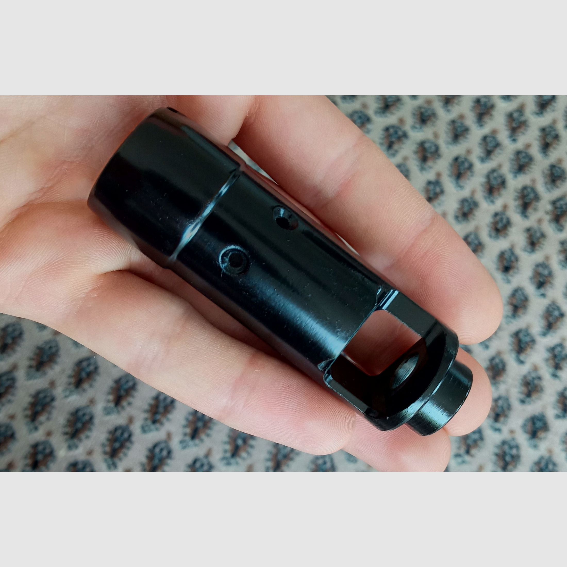 Tauchangebot: Wiesa 5,45/.223 Zick-Zack Flash Hider  gegen Arsenal Flash Hider // DDR NVA MPi AK74 24x1,5 mm Rechtsgewinde Mündungsbremse Mündungsfeuerdämpfer