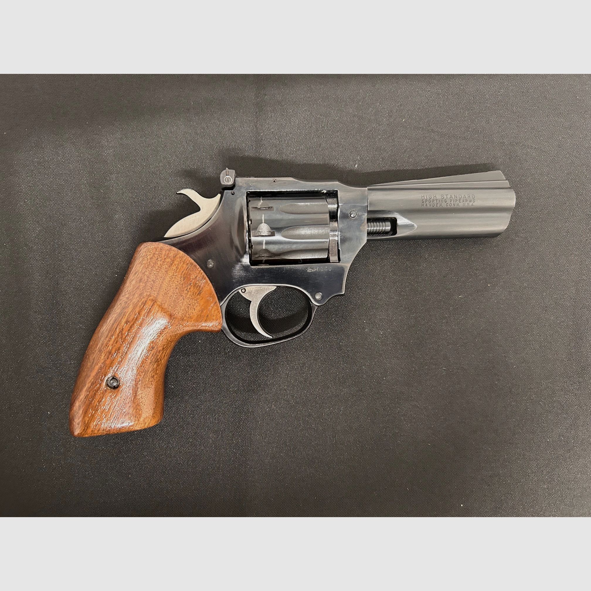High-Standard Revolver Modell Sentinel MK IV, Kaliber 22Mag, sehr gut
