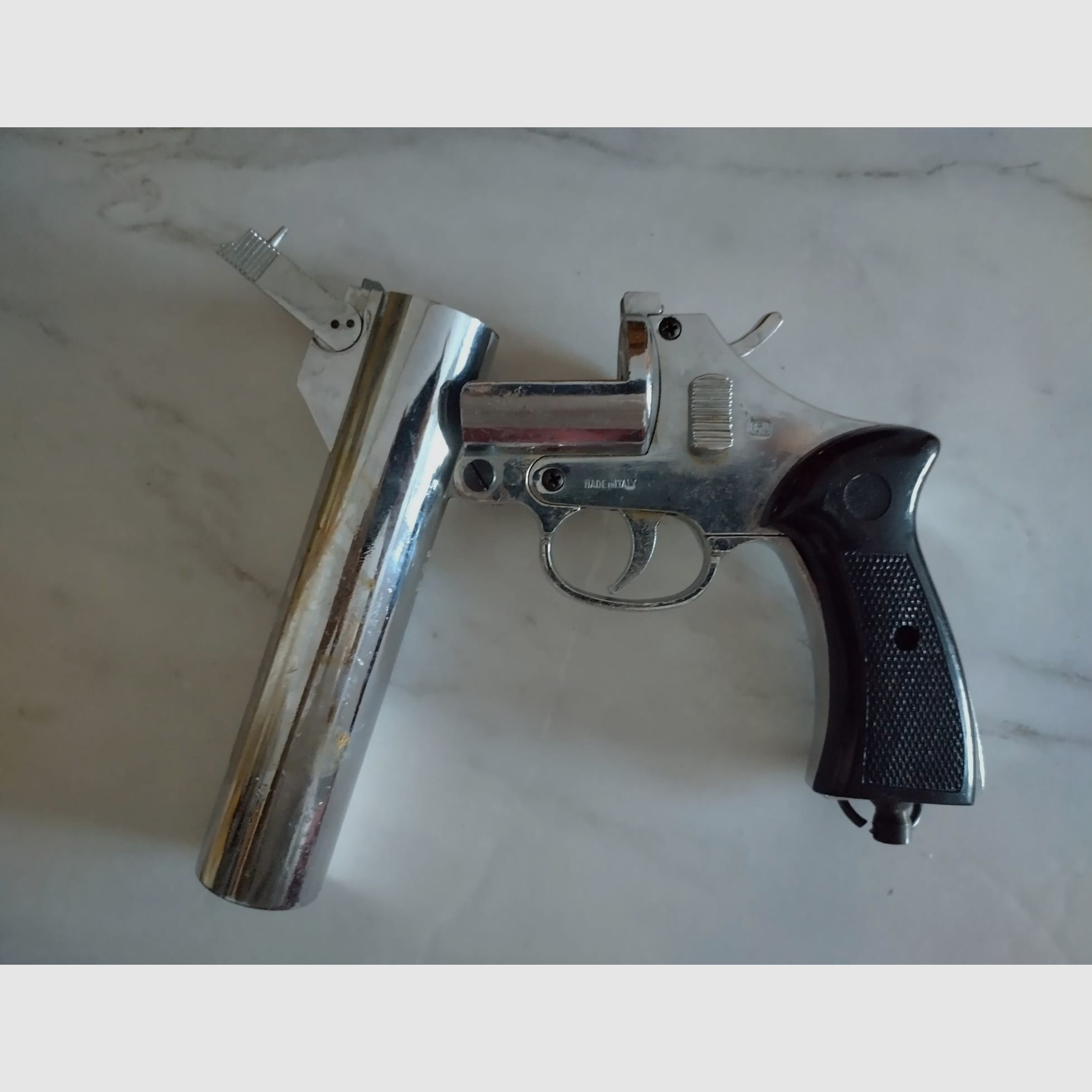 Strzelba sygnalizacyjna kal. 4 - 26,5 Wyprodukowane we Włoszech IGI Pistolet świetlny wolny od 18 roku życia