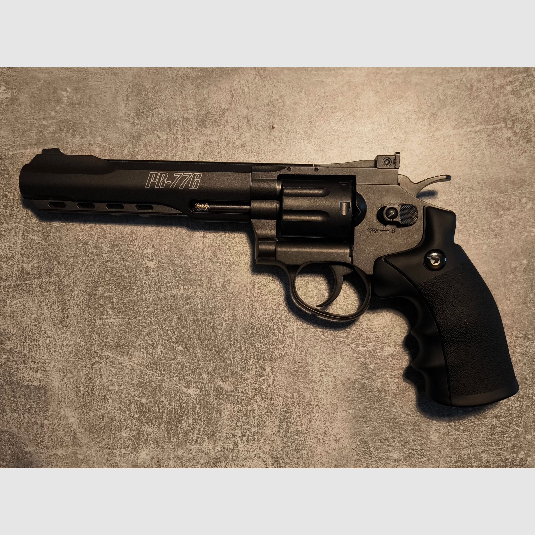 Gamo PR-776 Co2 Rewolwer 4,5 mm Diabolo