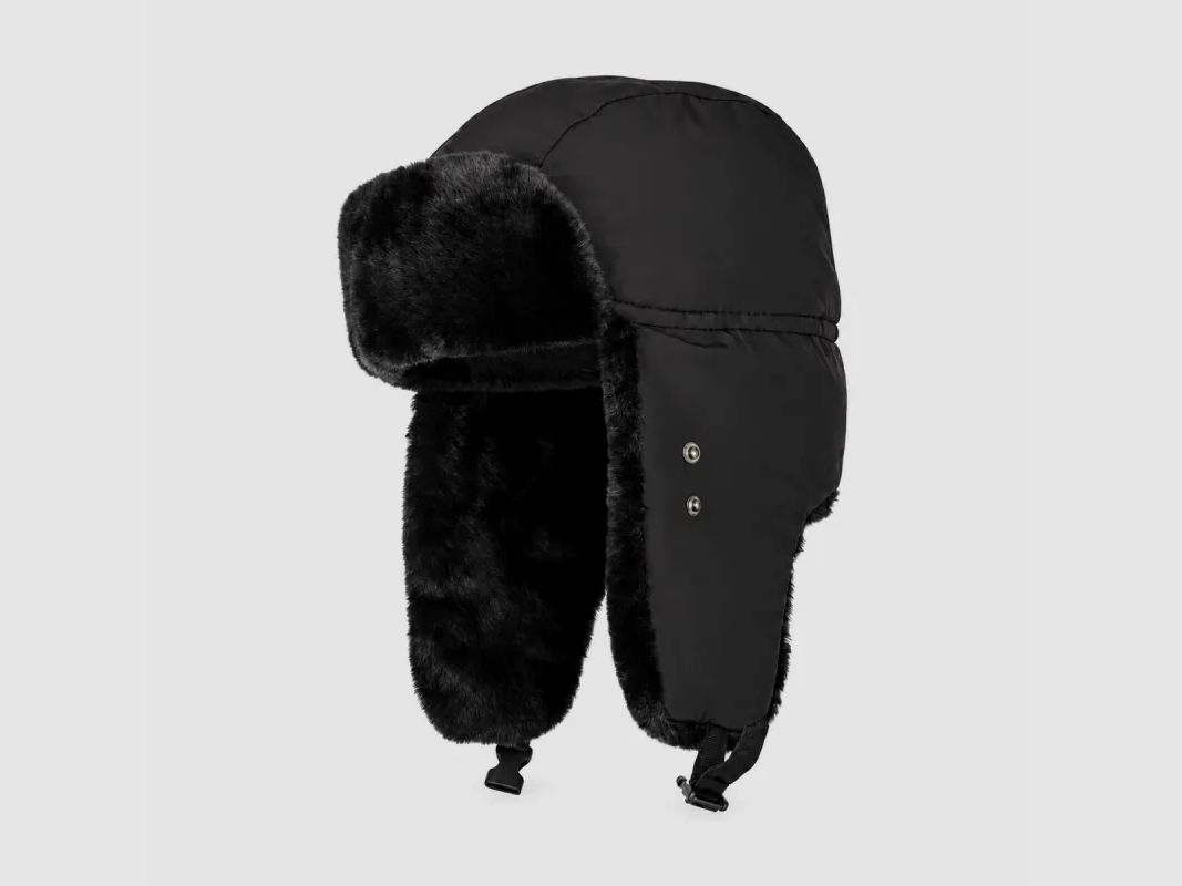 Cappello da trapper nero Walker & Hawkes in pelliccia sintetica, immagine 2 di 5