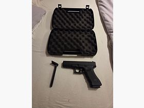 Airsoft pistol Glock 19