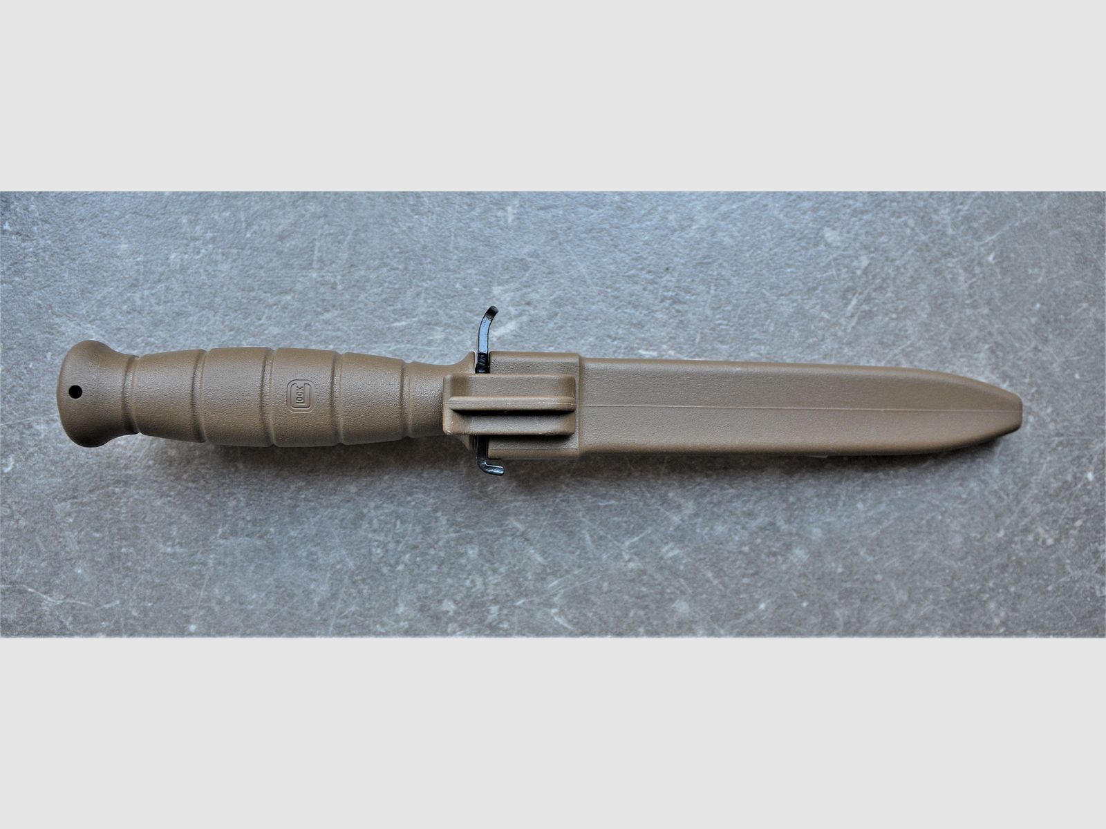 Glock Feldmesser FM 81 braun – Militärisches Mehrzweckmesser