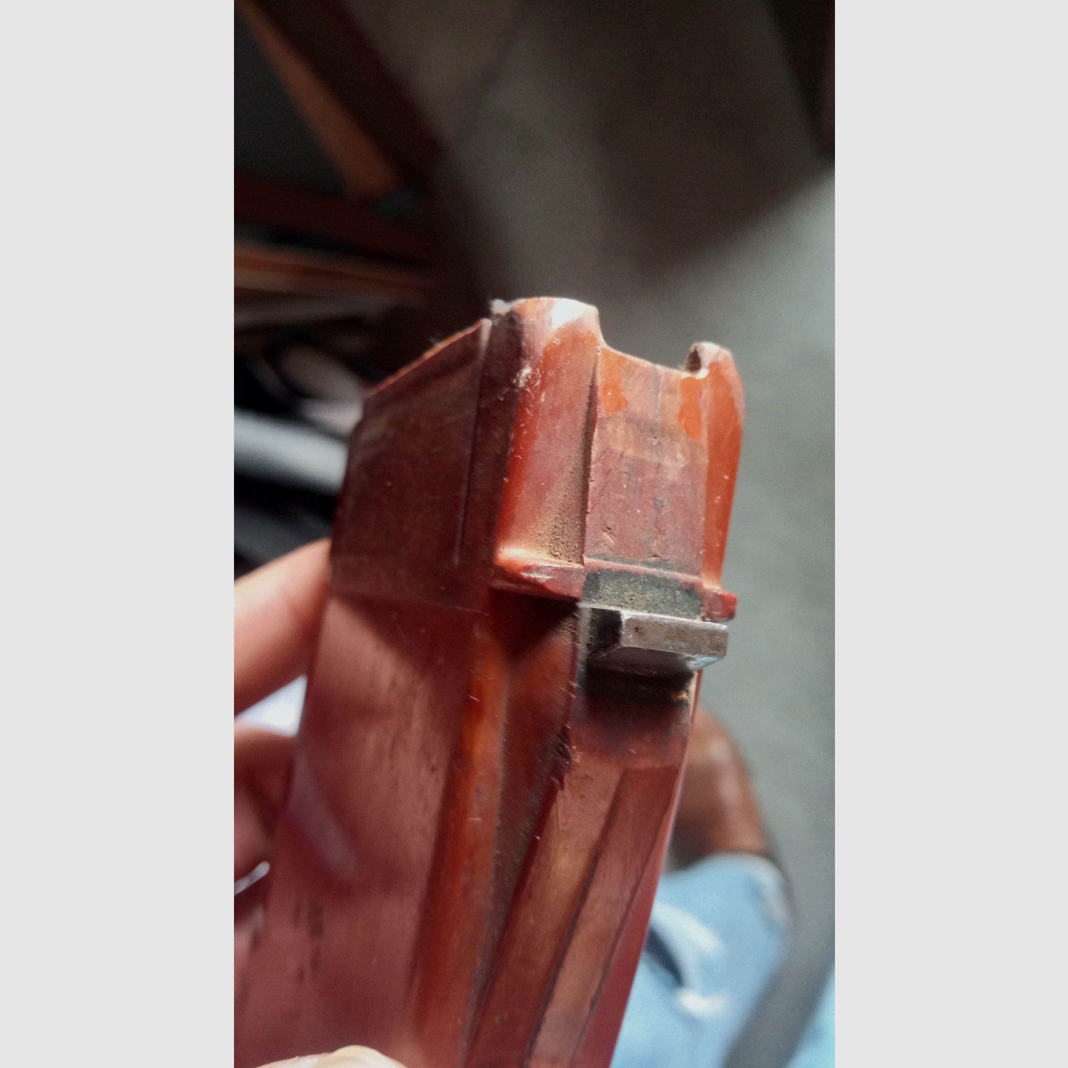 ost-deutsches MPi-74 / AK74 Deko Magazin aus AG4 Glasfaser Bakelit (unbrauchbar/deaktiviert)   // DDR NVA / Yunker