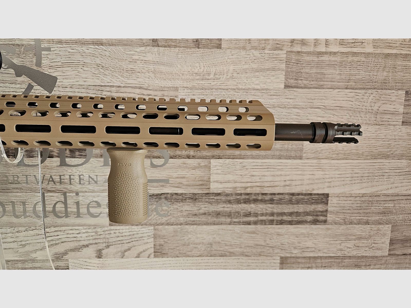 Schmeisser AR15 M4FL 14,5" FDE MAGPUL Cal. .223Rem con Vortex Strike Eagle - Producto nuevo del comercio especializado