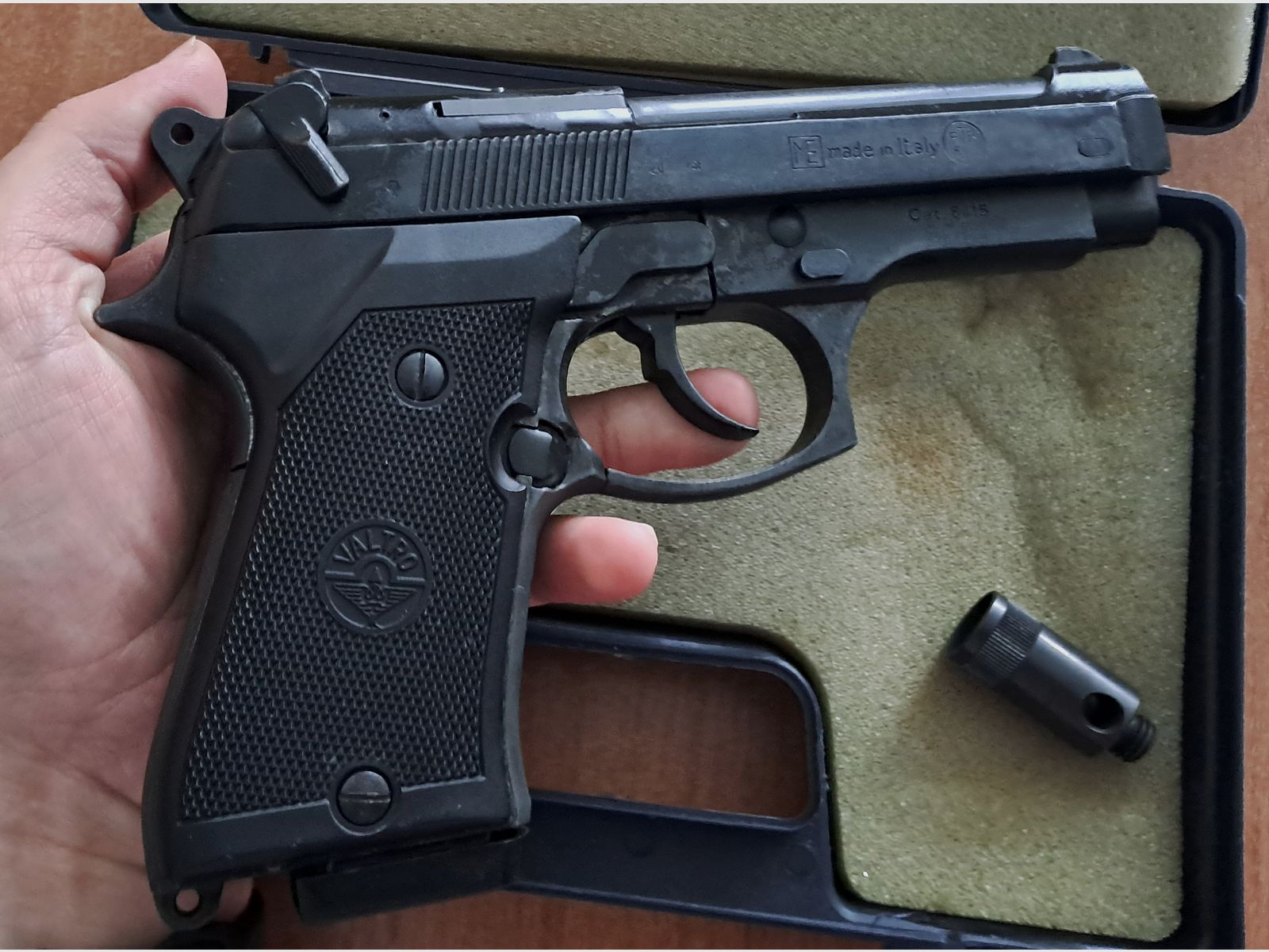 Valtro Mod.98 Civil Cal. 9 mm blank dans le PTB 518 avec accessoires !