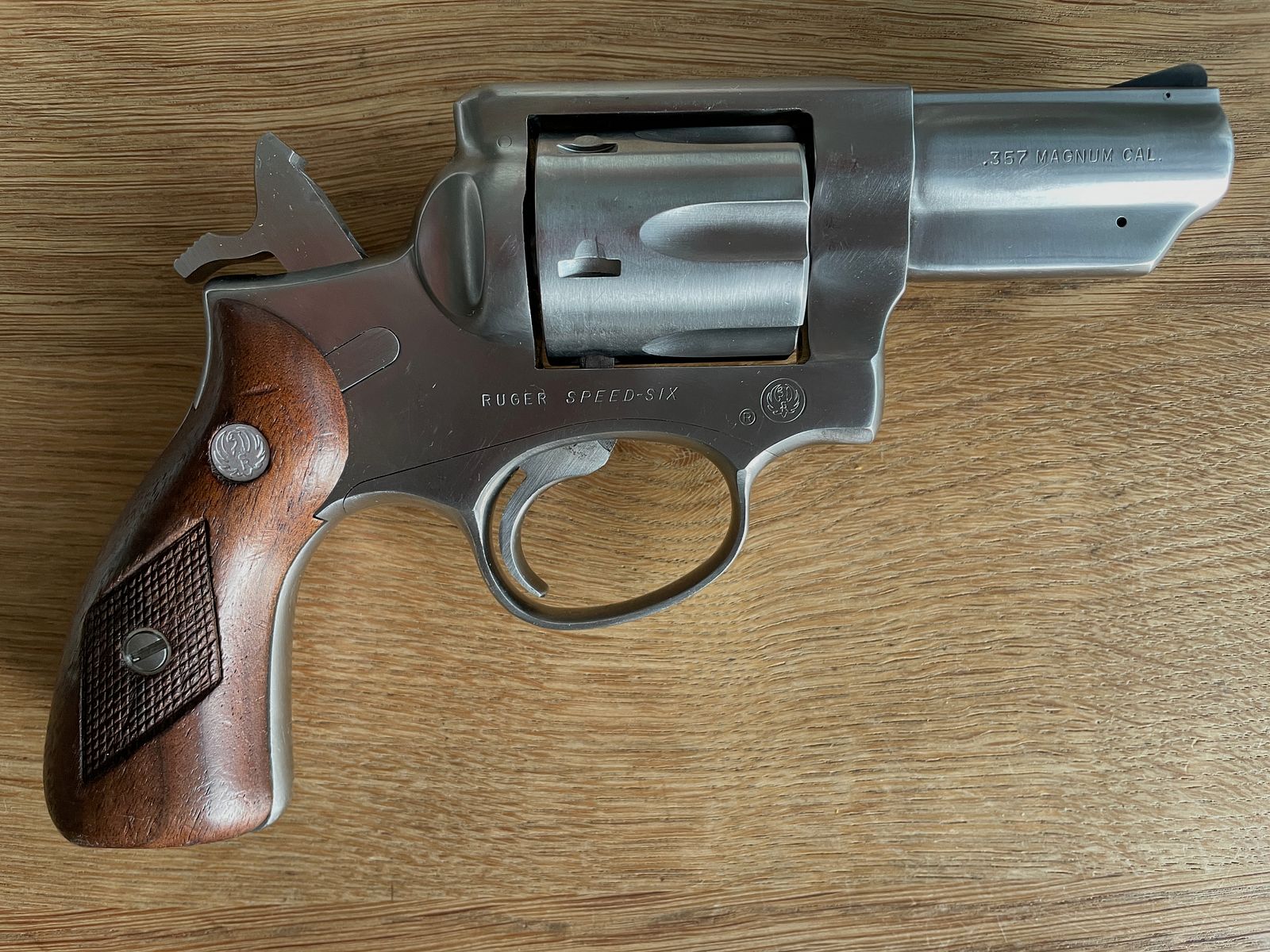 Ruger / Speed Six