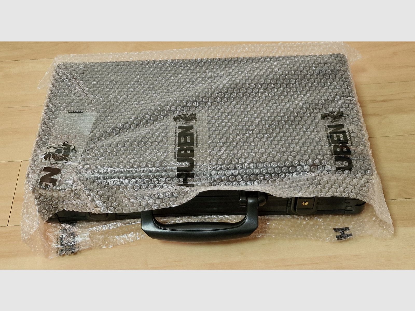 NUOVO & mai usato: Huben GK1 + valigetta + silenziatore + grilletto con guida Picatinny + munizioni