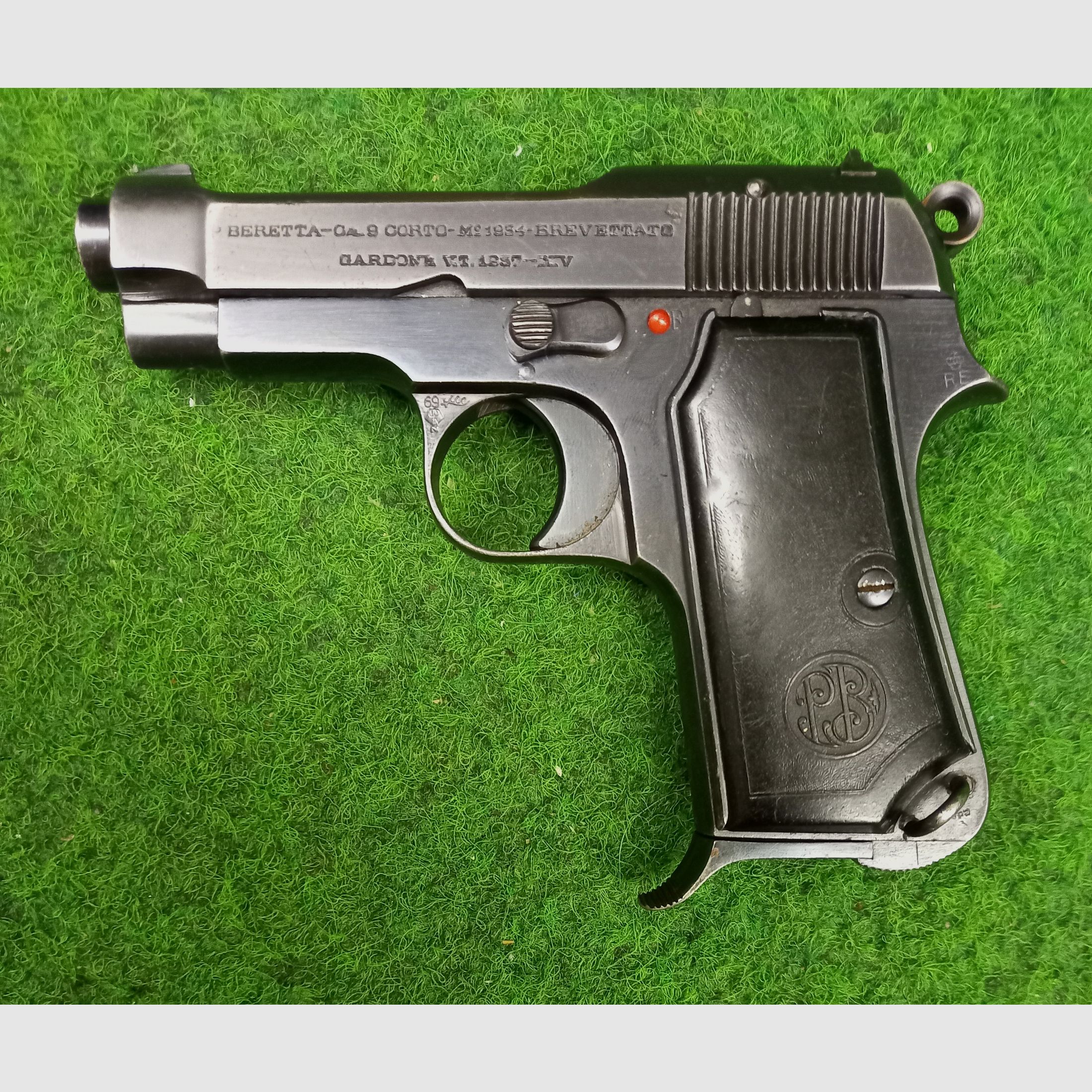 Beretta 1934 en calibre 9mm court.