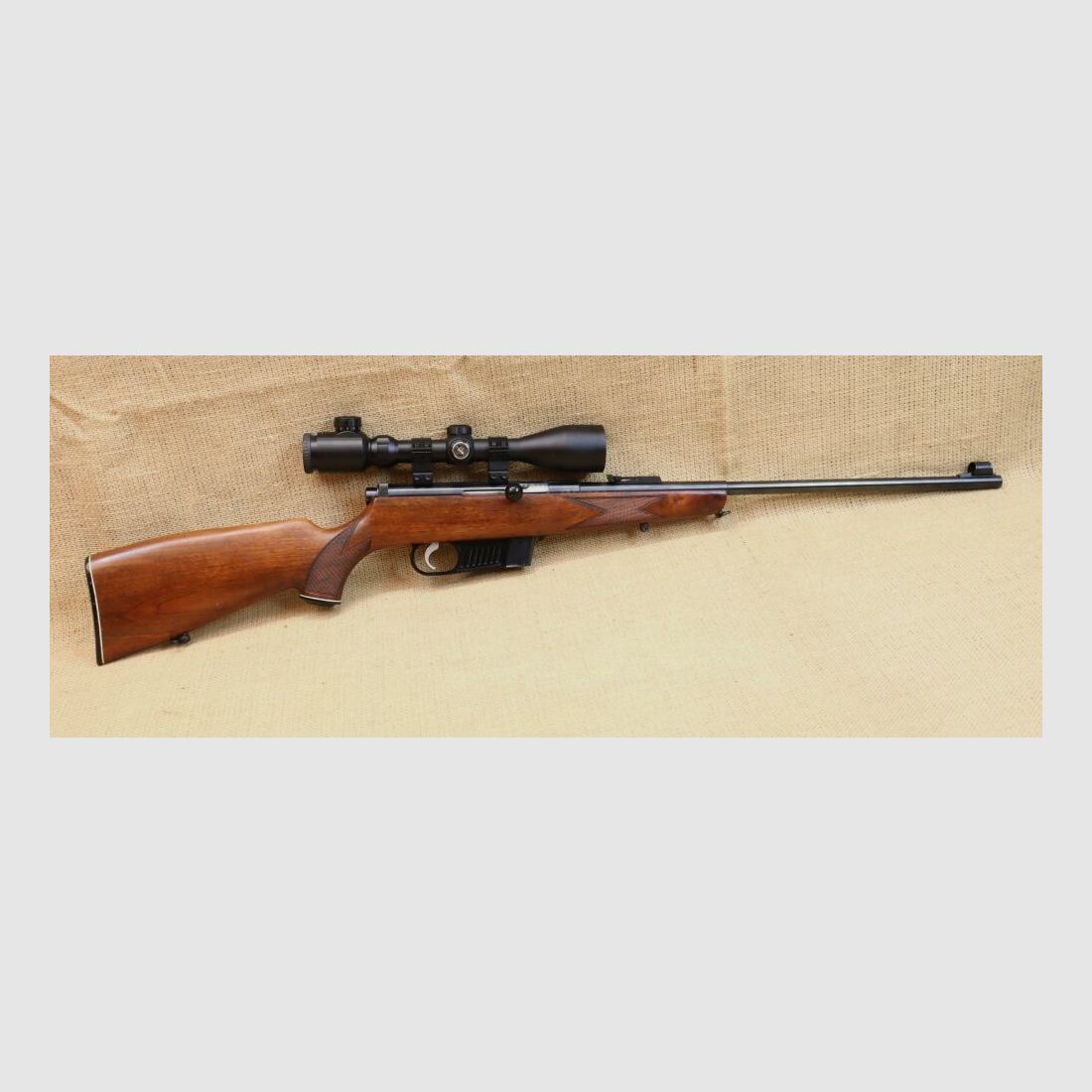 Półautomatyczna karabina Voere Kufstein .22lr