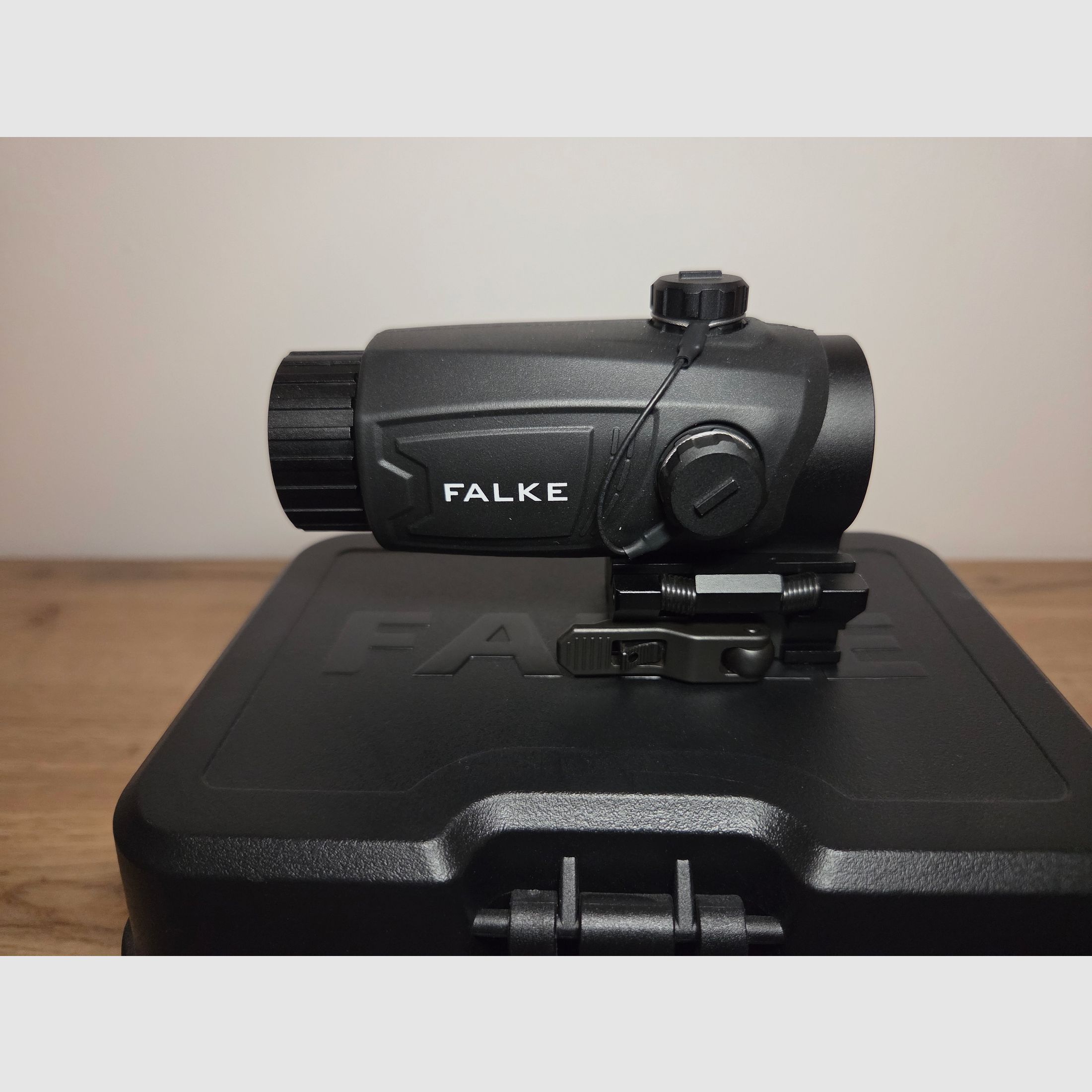 Falke Magnifier B3X LE FlipUp Montage 3 fach Vergrößerungsmodul