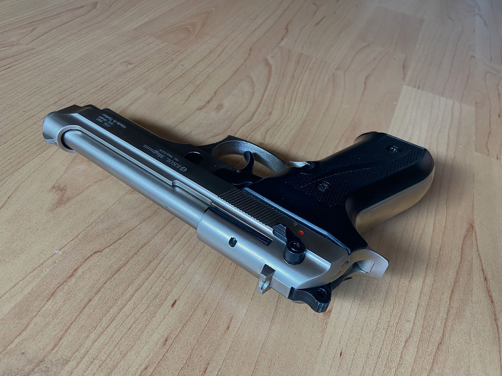 Ekol Magnum nickel Beretta réplique ! (D'occasion)
