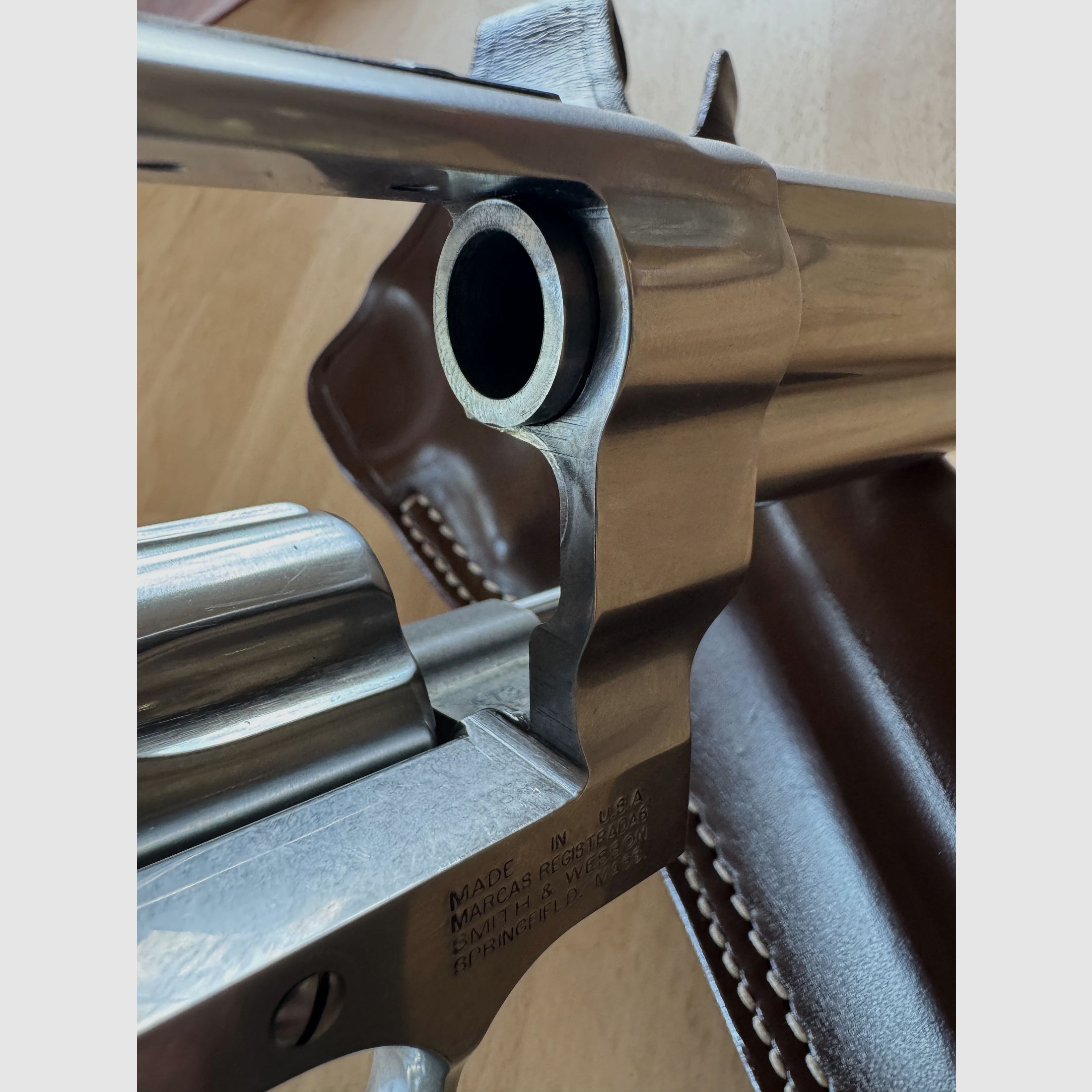 Smith & Wesson 629 Classic, 5"-Lauf. Sehr neuwertig