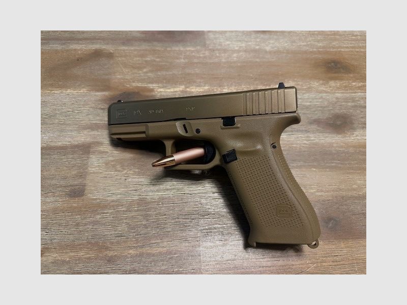 ***NUEVO*** Glock 19X Gen.5 (Cal. 9mm) con 4 cargadores