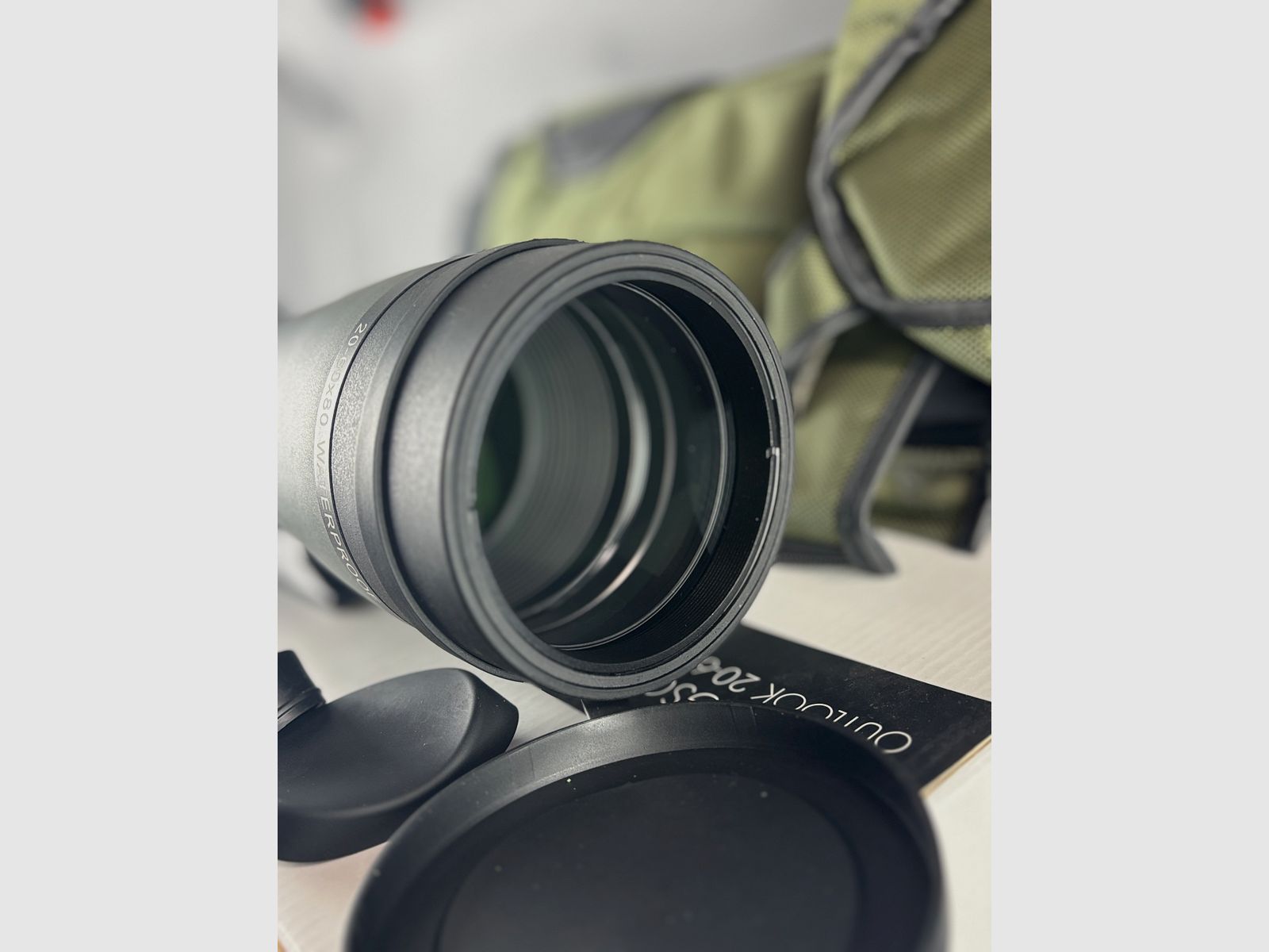 Exhibitor FOCUS Outlook 20-60x80 WP spotting scope with bag 113567-1