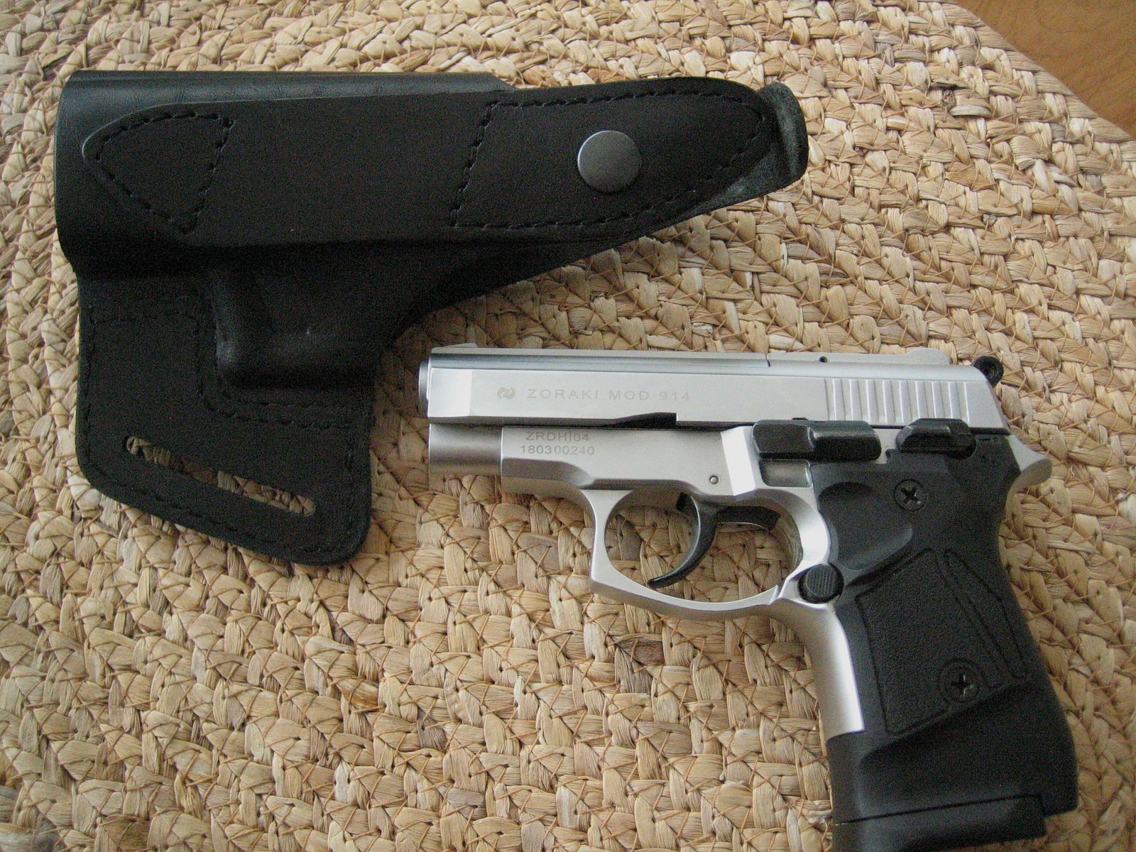 Zoraki 914 blank firing pistol 9mm P.A.K. matte chrome with new genuine leather holster