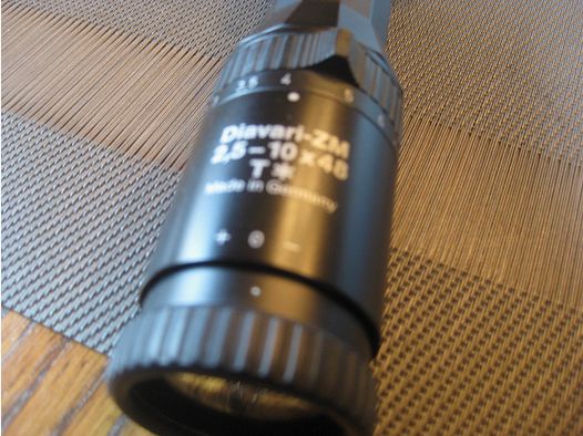 RARITÄT = ZEISS  OCTAGON  2,5 - 10  x 48  ZM  mit Innenschiene und Absehen-4 !! Ein MUSS für Waffen mit Achtkantläufen !! Für Blaser-Sauer-Merkel-Ferlacher-Prinz-Swarovski-LEICA usw. !