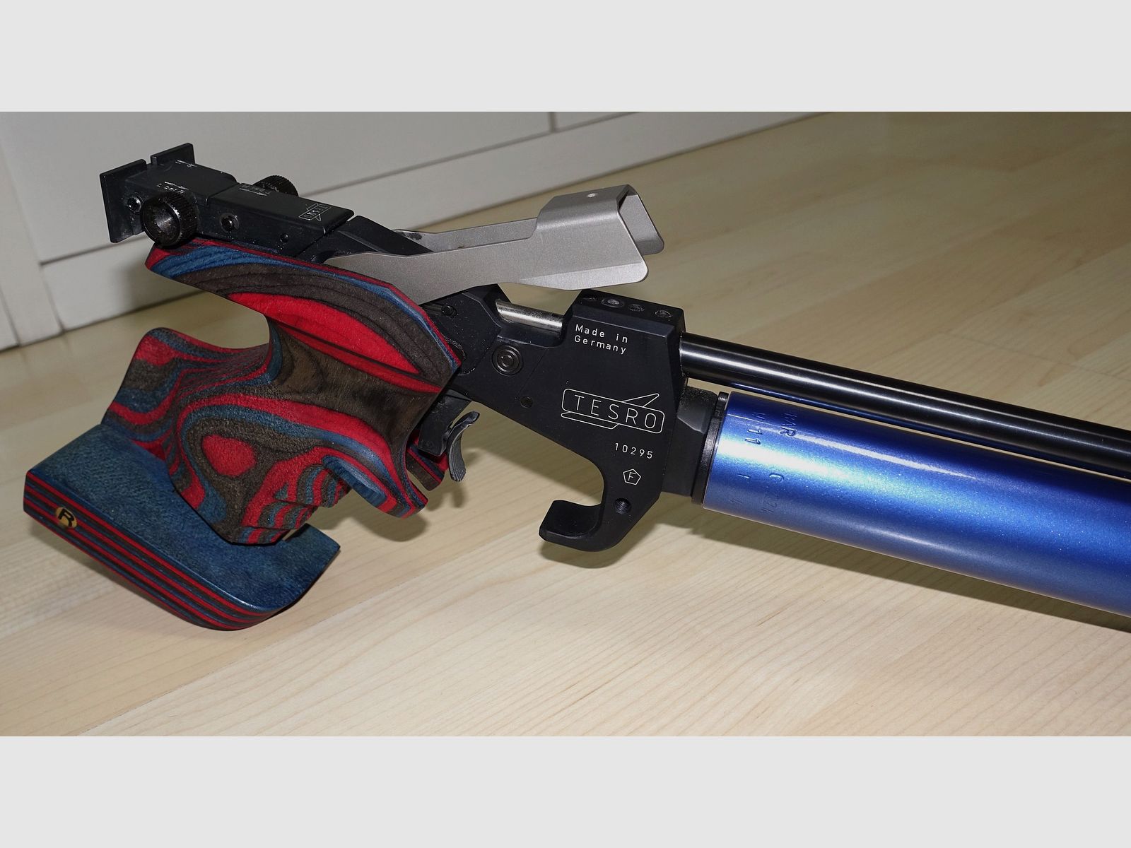 Tesro Pressluft Matchpistole PA10 / Top Zustand mit Zubehör