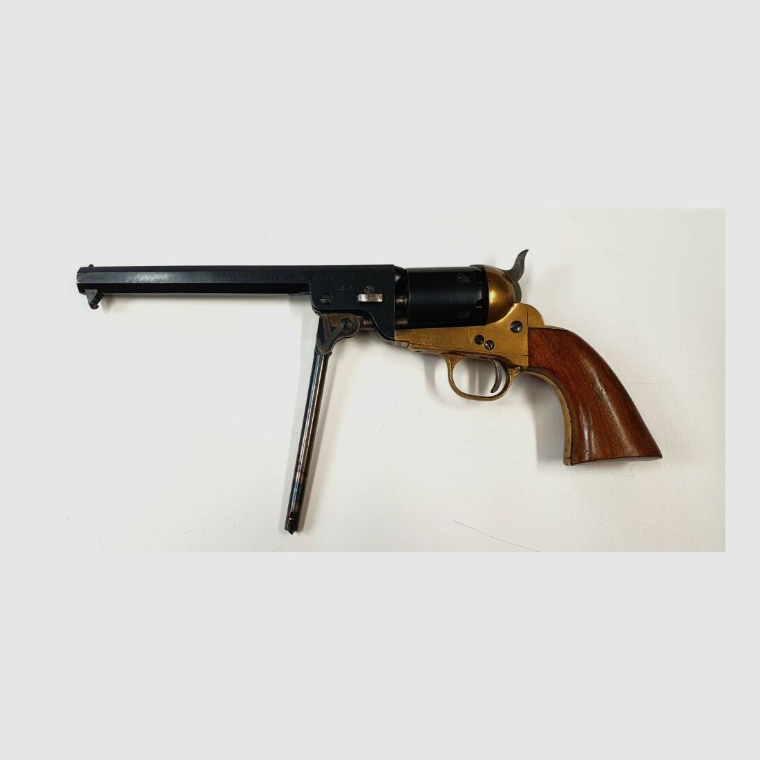 Revólver de percusión desconocido 1851 Navy, calibre .36 Black Powder cañón de 7,5 pulgadas