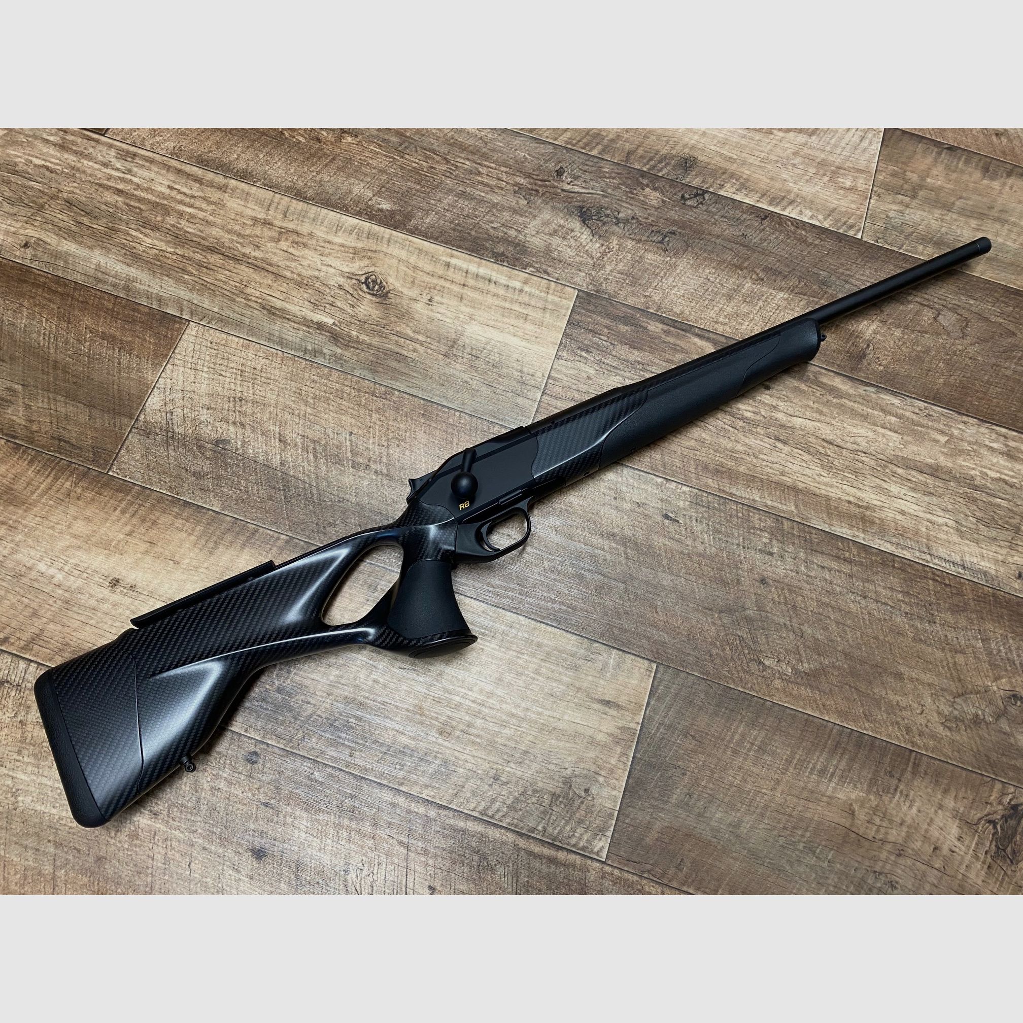 Blaser R8 Ultimate Carbon  mit verstellbarem Schaftrücken  sofort lieferbar 