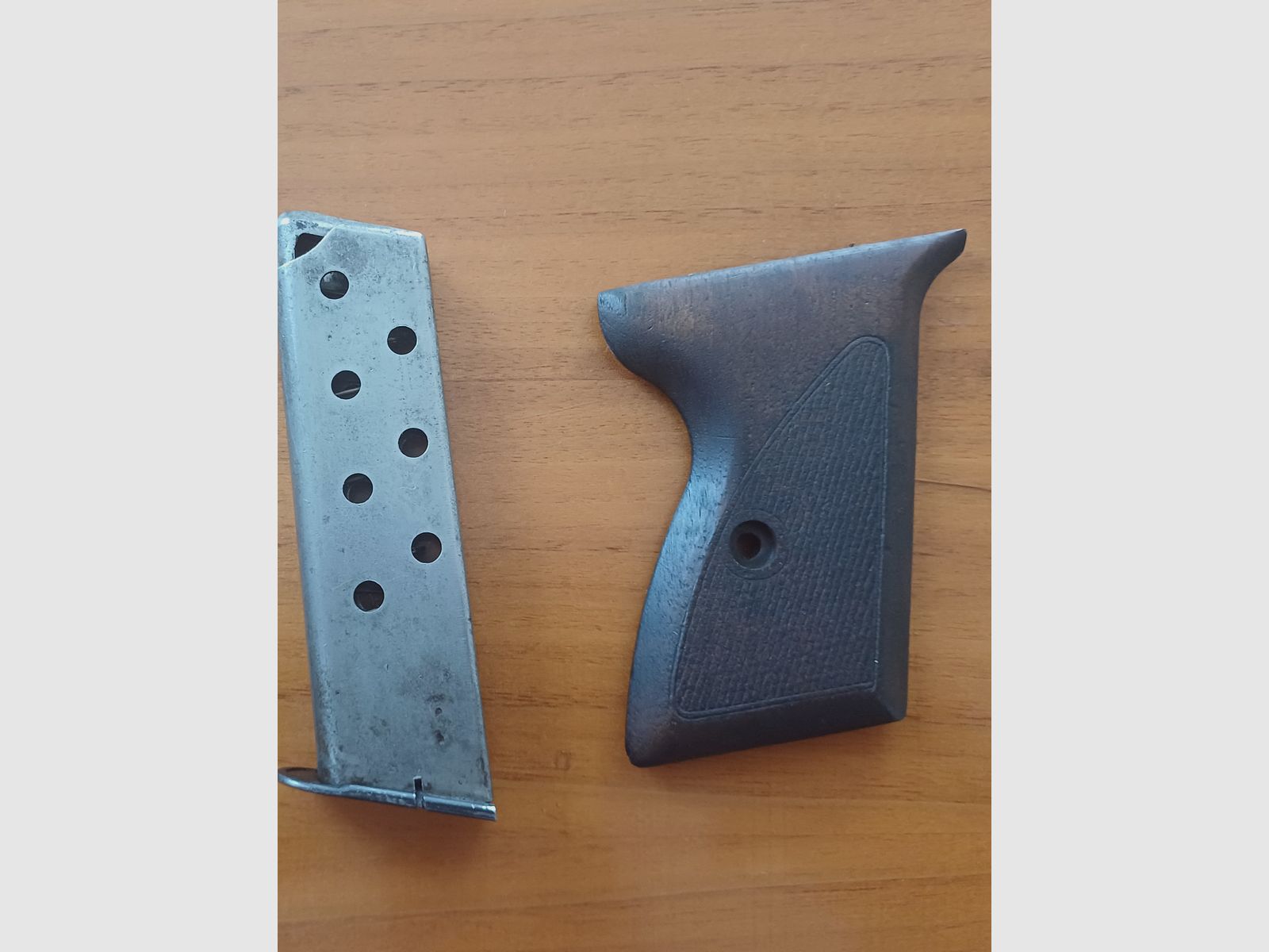 Mauser HSC Griffschalen und Magazin 7,65mm