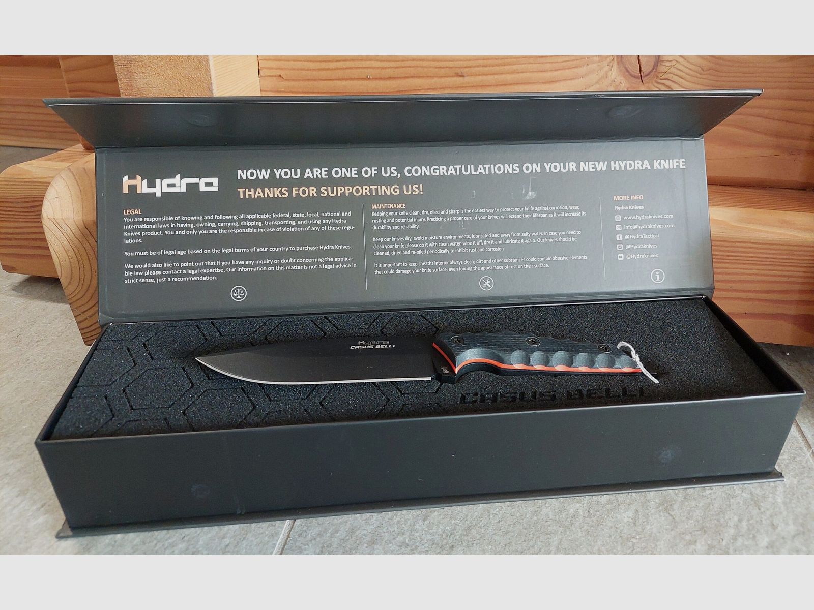 Couteau HIDRA MOD. CASUS BELLI