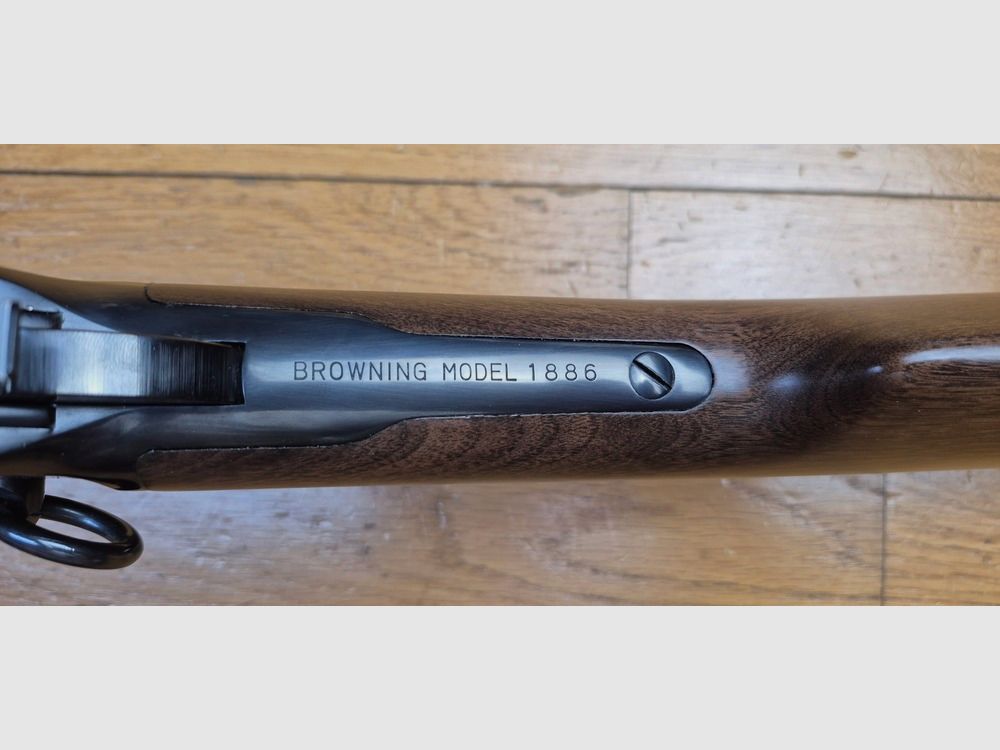 Prachtig en zeldzaam onderhevelgeweer Browning Model 1886 – De beste van alle moderne producties van de 1886 "Winchester" – Kal. 45-70Gvt – Zeldzame eeuwproductie in Grade I geweren door Miroku – Originele doos en handleiding – Slechts 7.000 exemplaren – Uitzonderlijk wapen – Absoluut als nieuw! – TBE+++, afbeelding 1 van 41