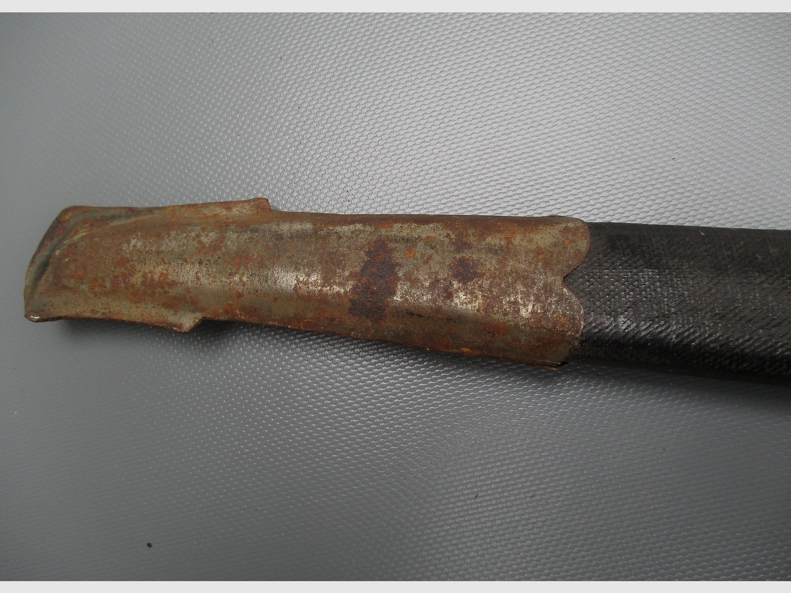 Indischer Säbel / Schwert mit Holzscheide