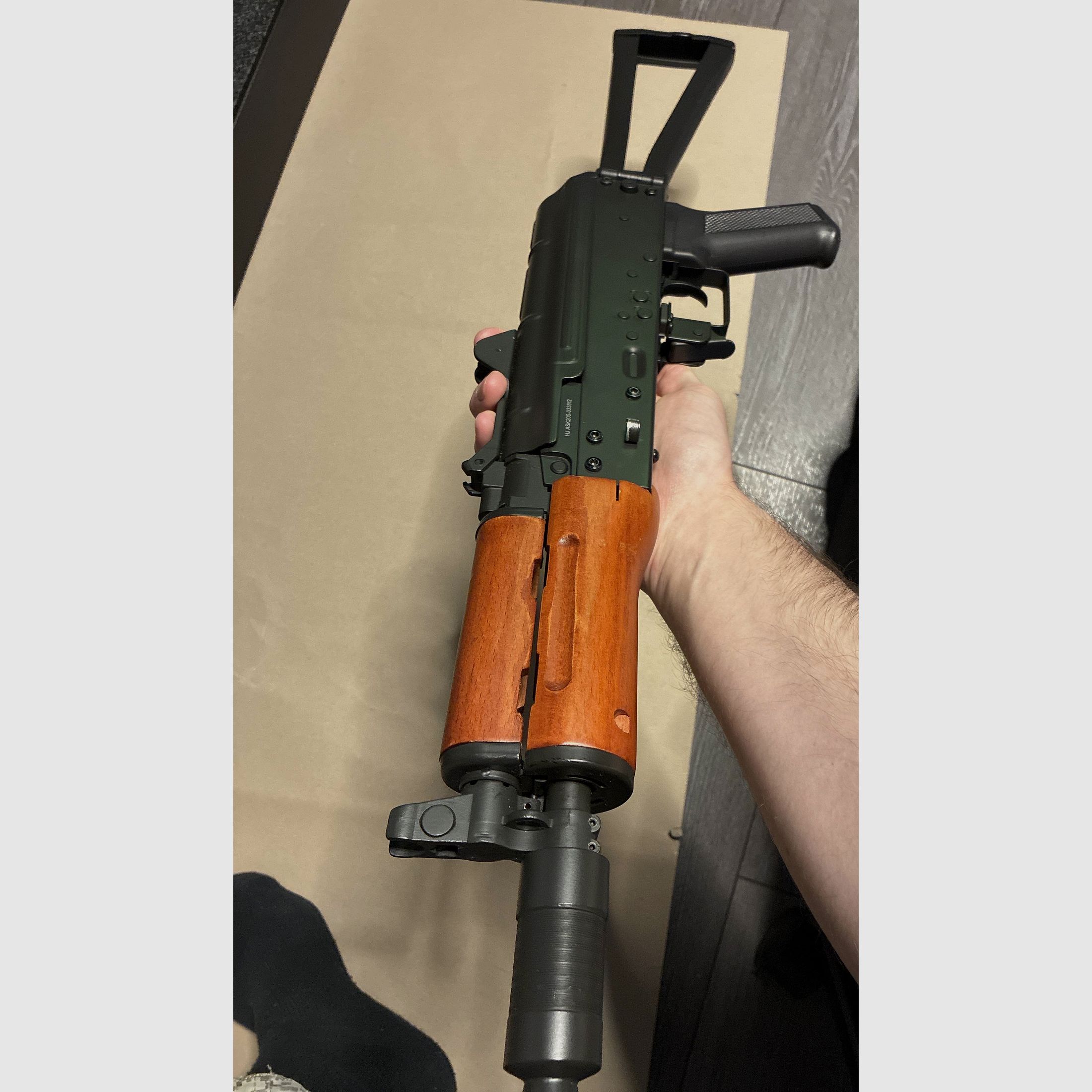 APS AKS74U Airsoft S-AEG 1,4J – OVP + 3 Mid-Caps + Extras