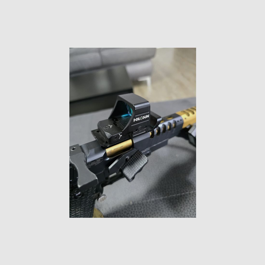 2011 HPS Racegun Open Master 9mm Major + STI Veriegelungsblock für das DAA X Holster + 4x DAA Magazintaschen + Magnet inkl. 4 STI Magazine (je 20 Schuss) + 1000 Geschosse