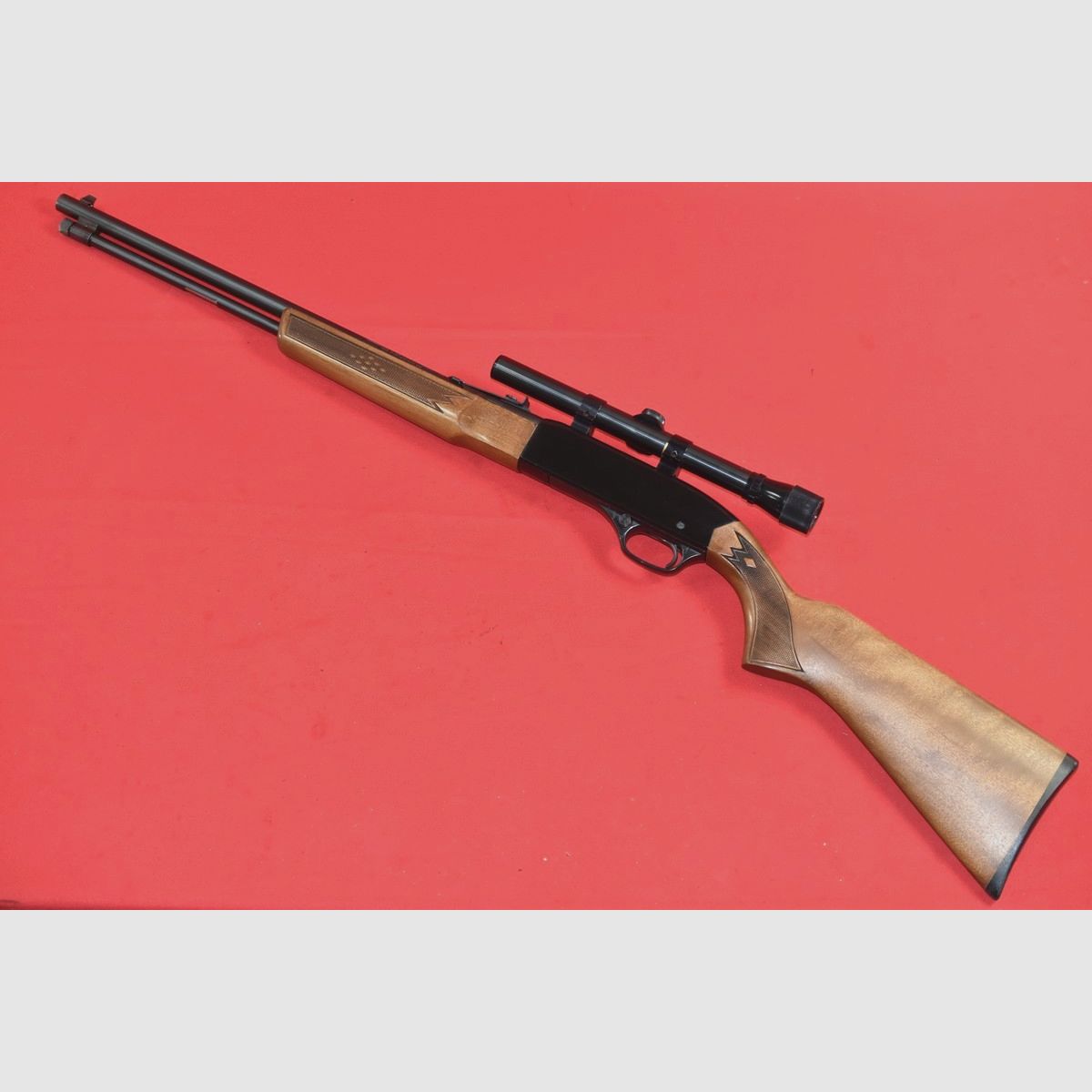 #7912 Carabina Winchester Mod. 190, cal. .22 LR, imagen 5 de 24
