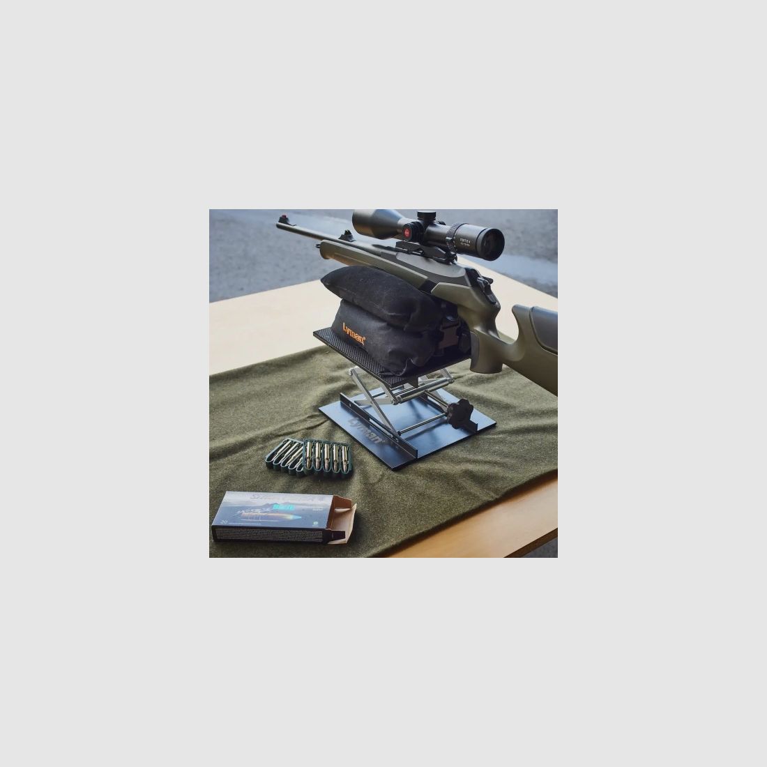 Soporte para rifle Lyman para la culata y la mesa