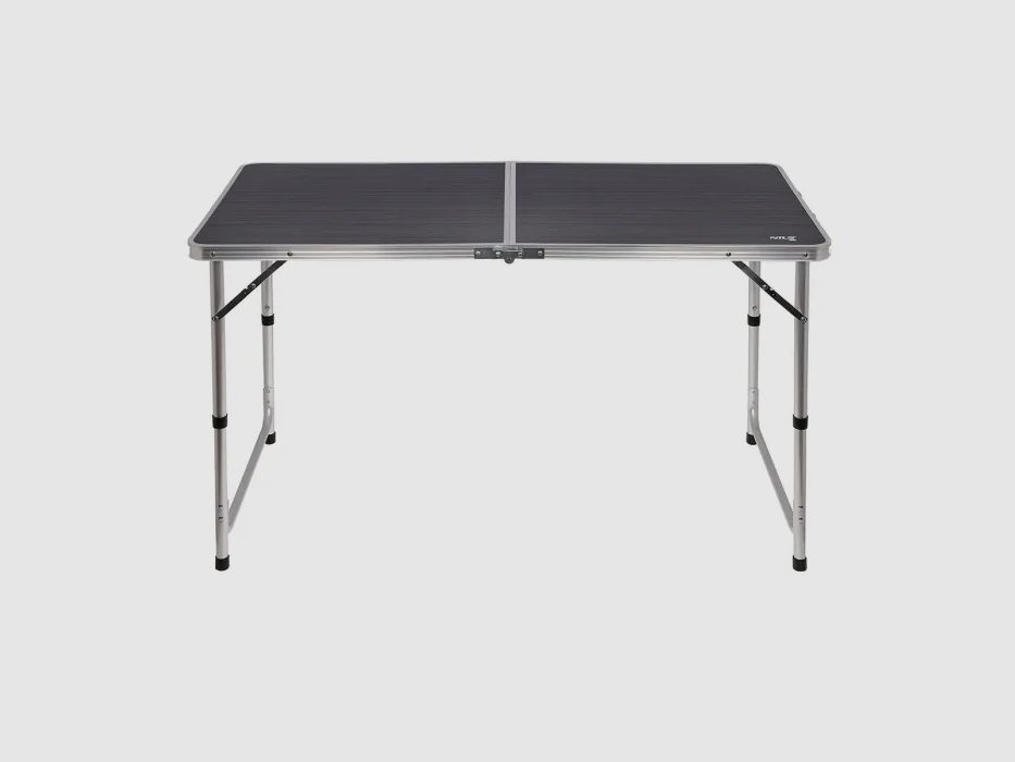 NC1633 Tisch mit 4 Stühlen Nils Camp