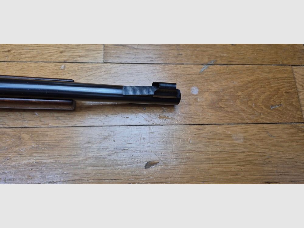 Seltene Trainingsbüchse Heym 52 – Waffe ähnlich dem Modell „Police 1952“ – Kal. .22 LR – Sehr limitierte Produktion von Heym um 1955 – Wunderschönes Nussbaumholz – Originalriemen – Quasi neu – TBE++, Bild 20 von 30