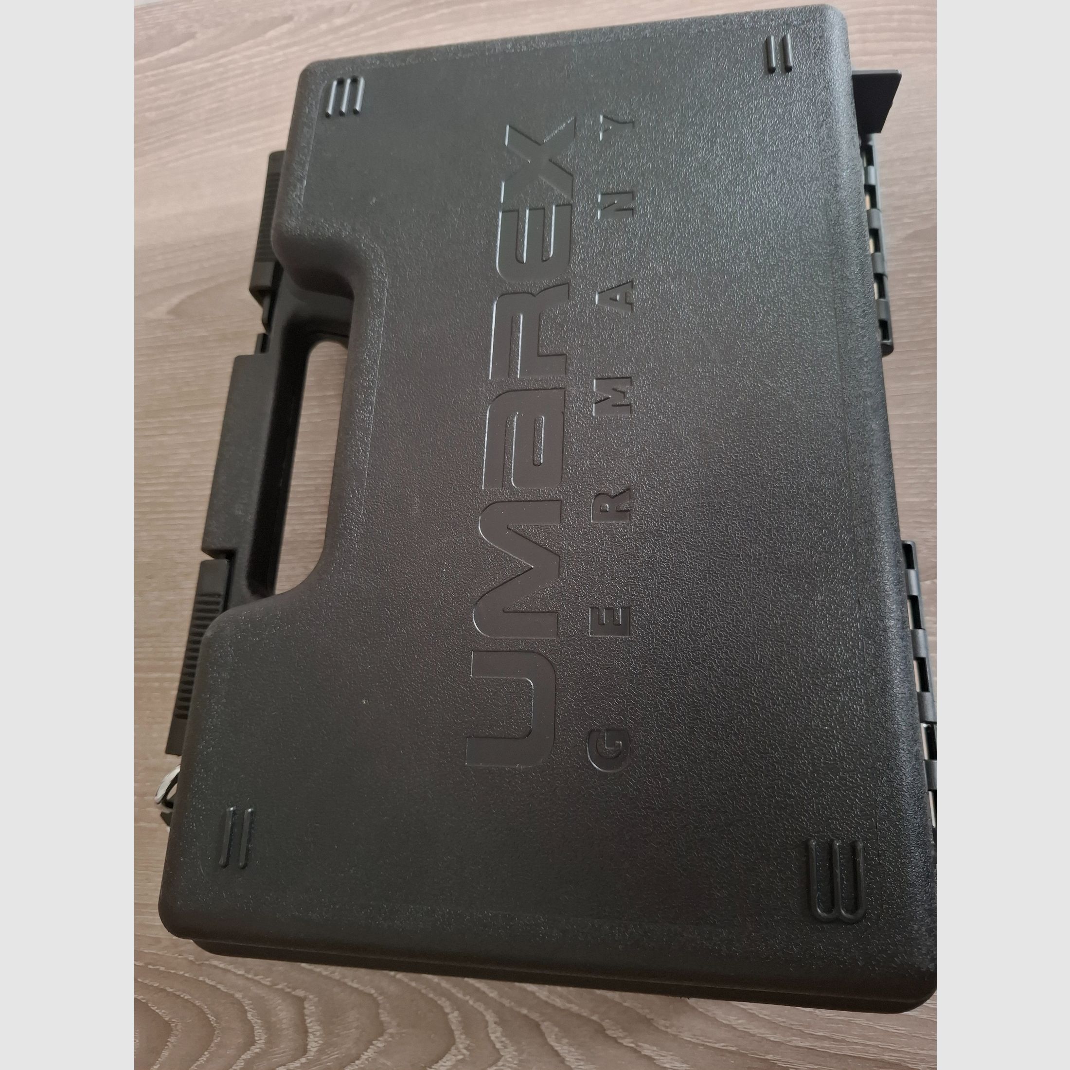 2× Walther P99, 9 mm P.A.K., PTB 762