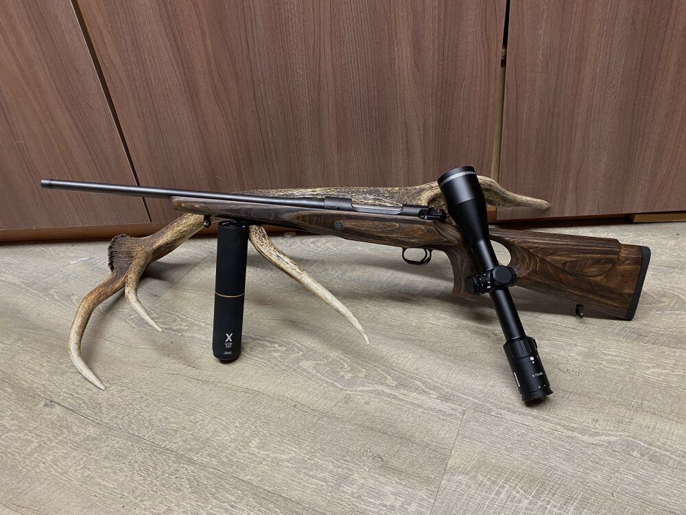 Mauser M12 Max, mit Minox Allrounder 3-15x56, mit Schiene
