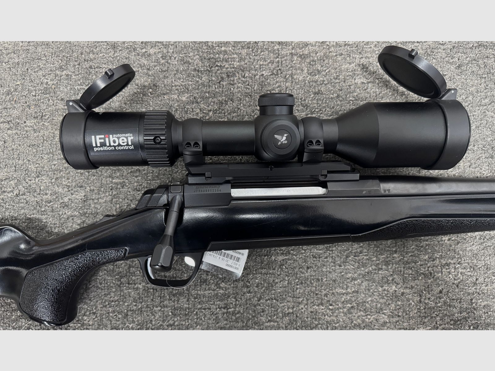 Browning X-Bolt .30-06 with muzzle thread, riflescope