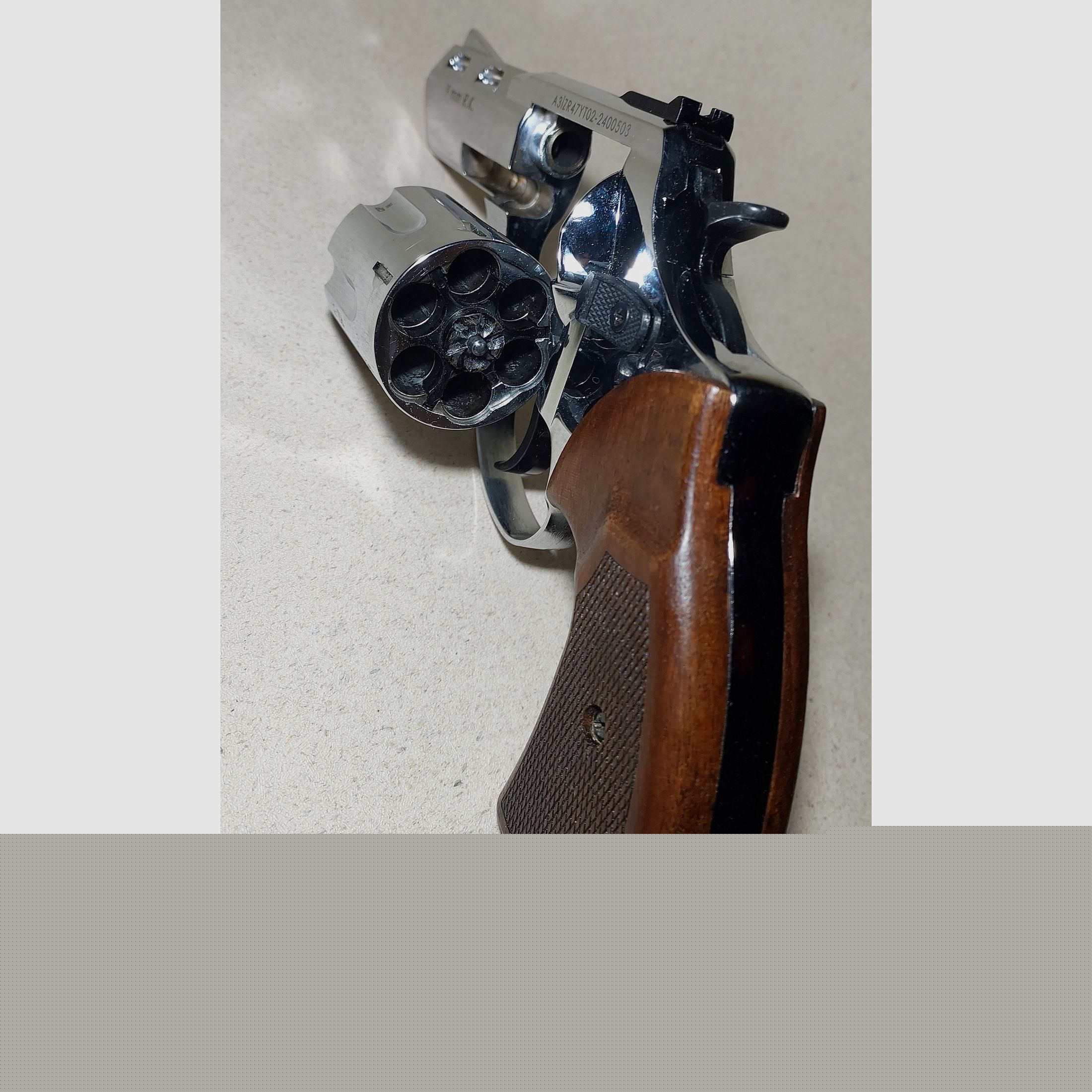 Zoraki R2 3 Zoll Schreckschuss Revolver (PTB 1107) Kal. 9mm R.K. Chrom Holzgriffe - NEUWERTIG!