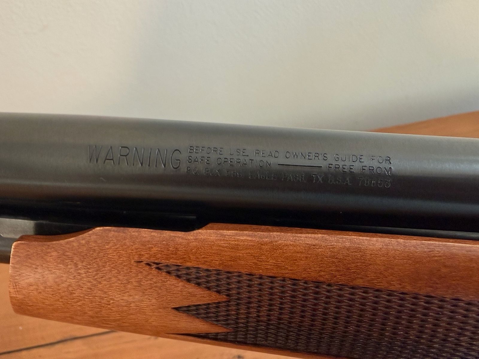 Repetitiegeweer Mossberg 500 A 12/76 Voorhand repetitiegeweer NIEUWSTAAT