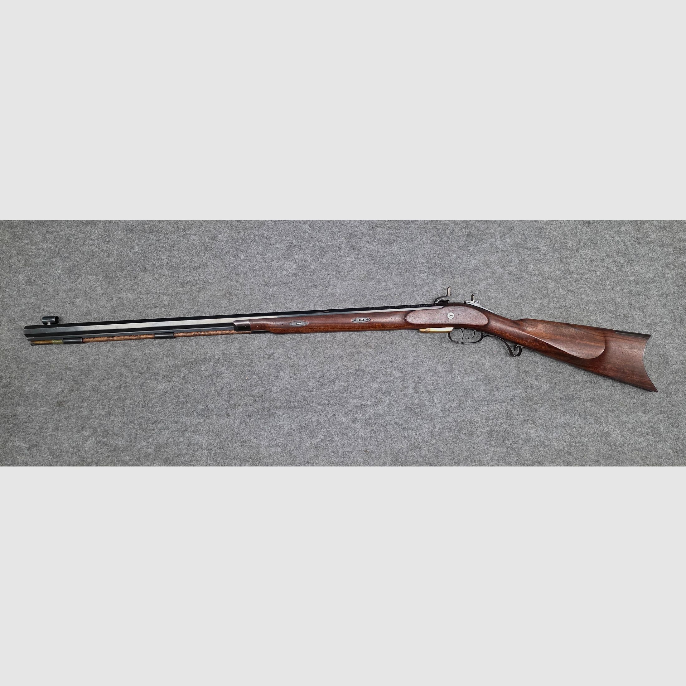 Fusil à percussion à chargement par l'avant MAV Fabriqué en Italie Mod. Hawken Calibre .45 Fusil à percussion à chargement par l'avant