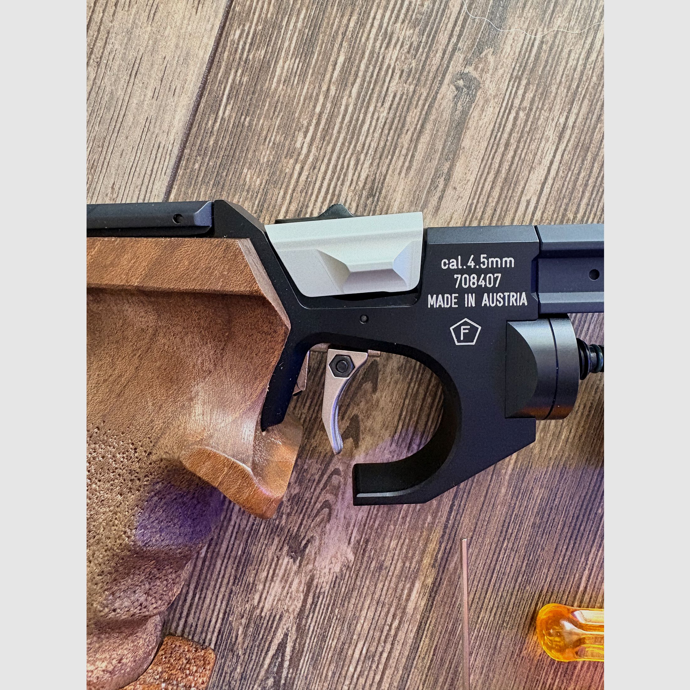 Steyr air pistol - model LP 1