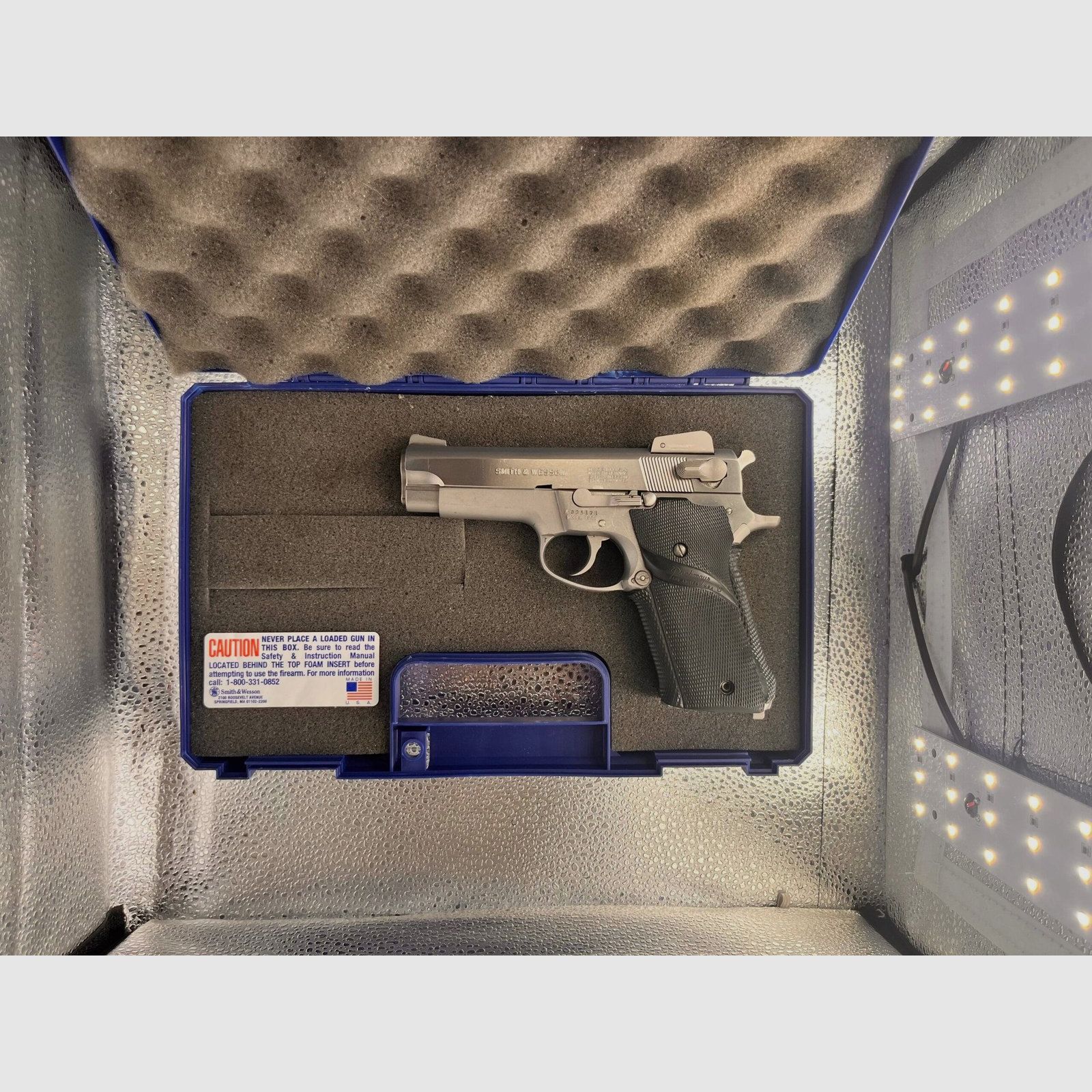 Smith & Wesson Model 659 – Kaliber 9 mm in ausgezeichnetem Zustand